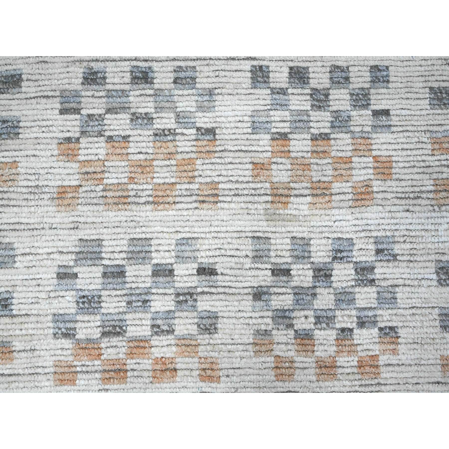 8'1"x10'5" Chiffon White, Moroccan Weave with Soft and Balanced Colors Box Design, Hand Knotted, Soft Wool, Tone on Tone, Textured Pile, Oriental Rug Sh20151
