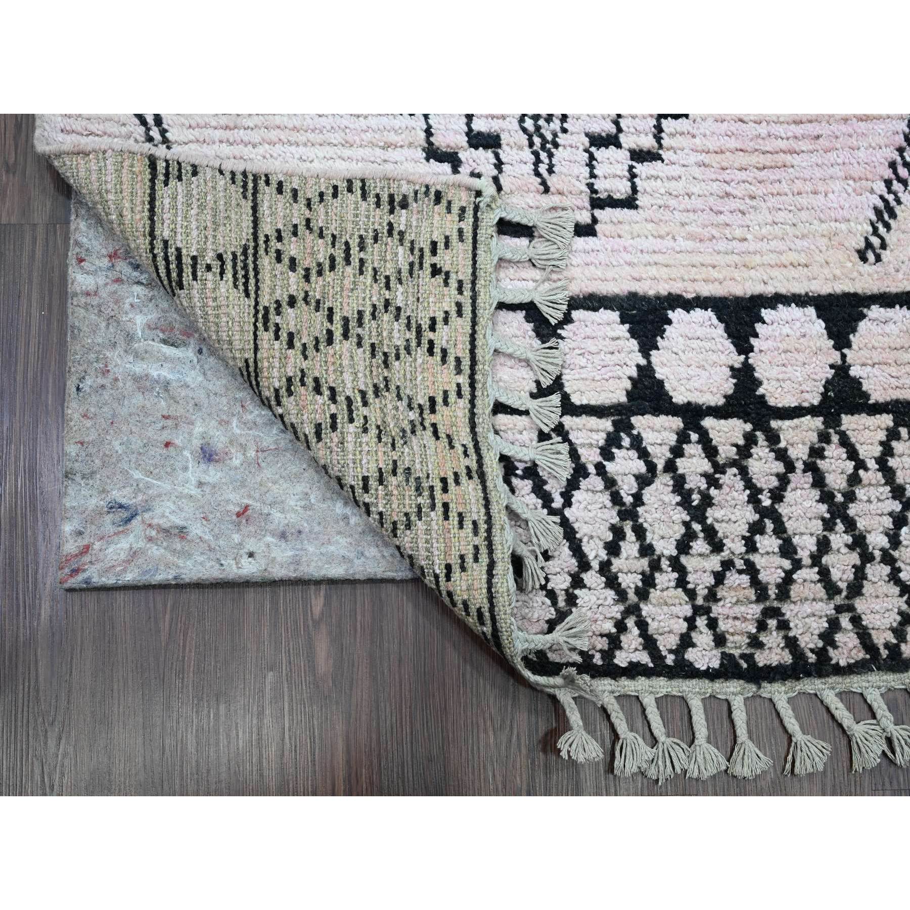 2'10"x15'8" Alabaster White, Moroccan Weave with Serrated Medallions Design, Soft Wool, Hand Knotted, Textured Pile, XL Runner, Oriental Rug Sh20277