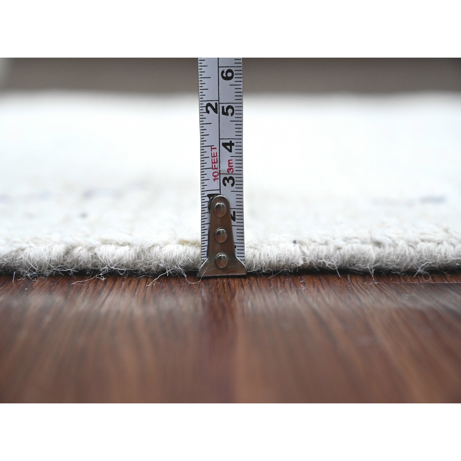 2'6"x10'6" Oyster White, Hand Knotted, Moroccan Weave with Geometric Serrated Line Design, Textured Pile, Soft Wool, Runner, Oriental Rug Sh20288