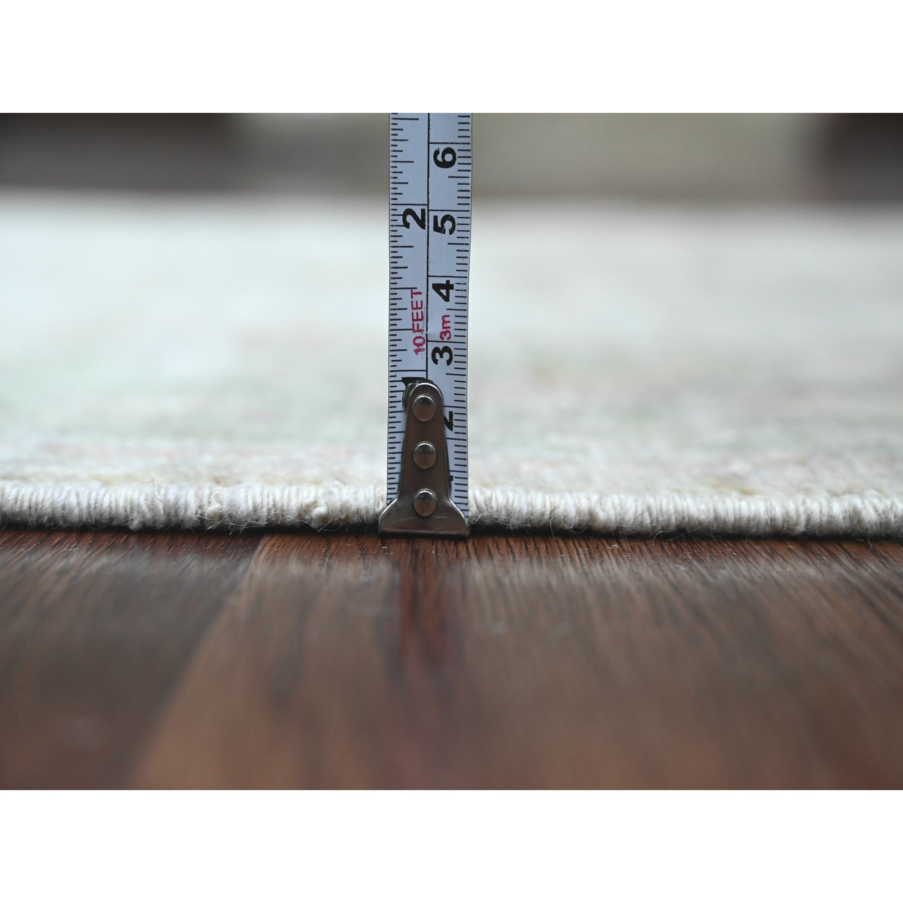 2'10"x5'9" Alabaster White, Hand Knotted, Afghan Angora Oushak with Leaf Design, Veggie Dyes, 100% Wool, Runner, Oriental Rug Sh20308