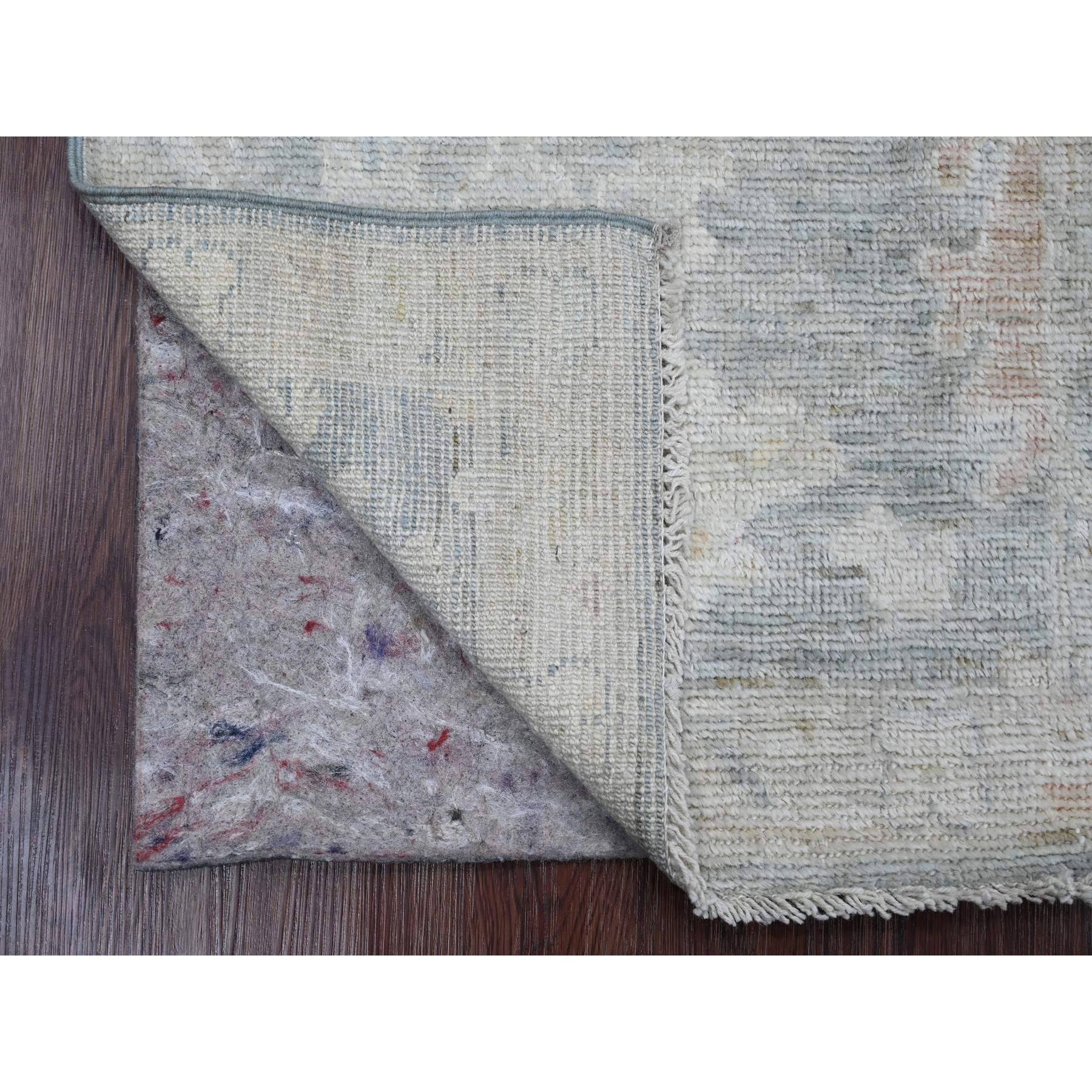 2'x3' Dim Gray, 100% Wool, Afghan Angora Oushak with Large Leaf Pattern, Hand Knotted, Natural Dyes, Mat, Oriental Rug Sh20327