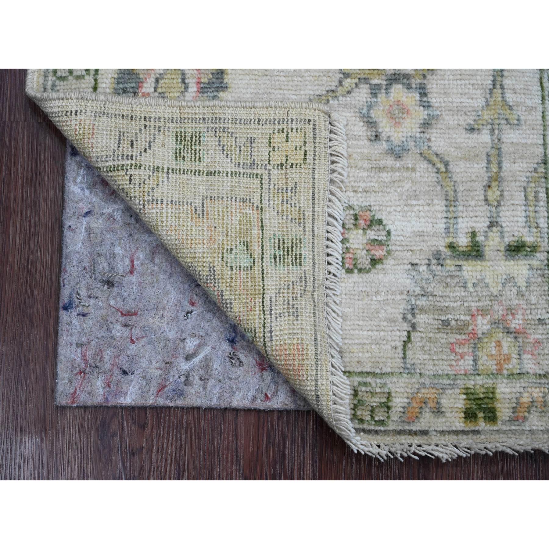 2'x3' Alabaster White, Hand Knotted, Afghan Angora Oushak with Floral Pattern, Vegetable Dyes, 100% Wool, Mat, Oriental Rug Sh20333