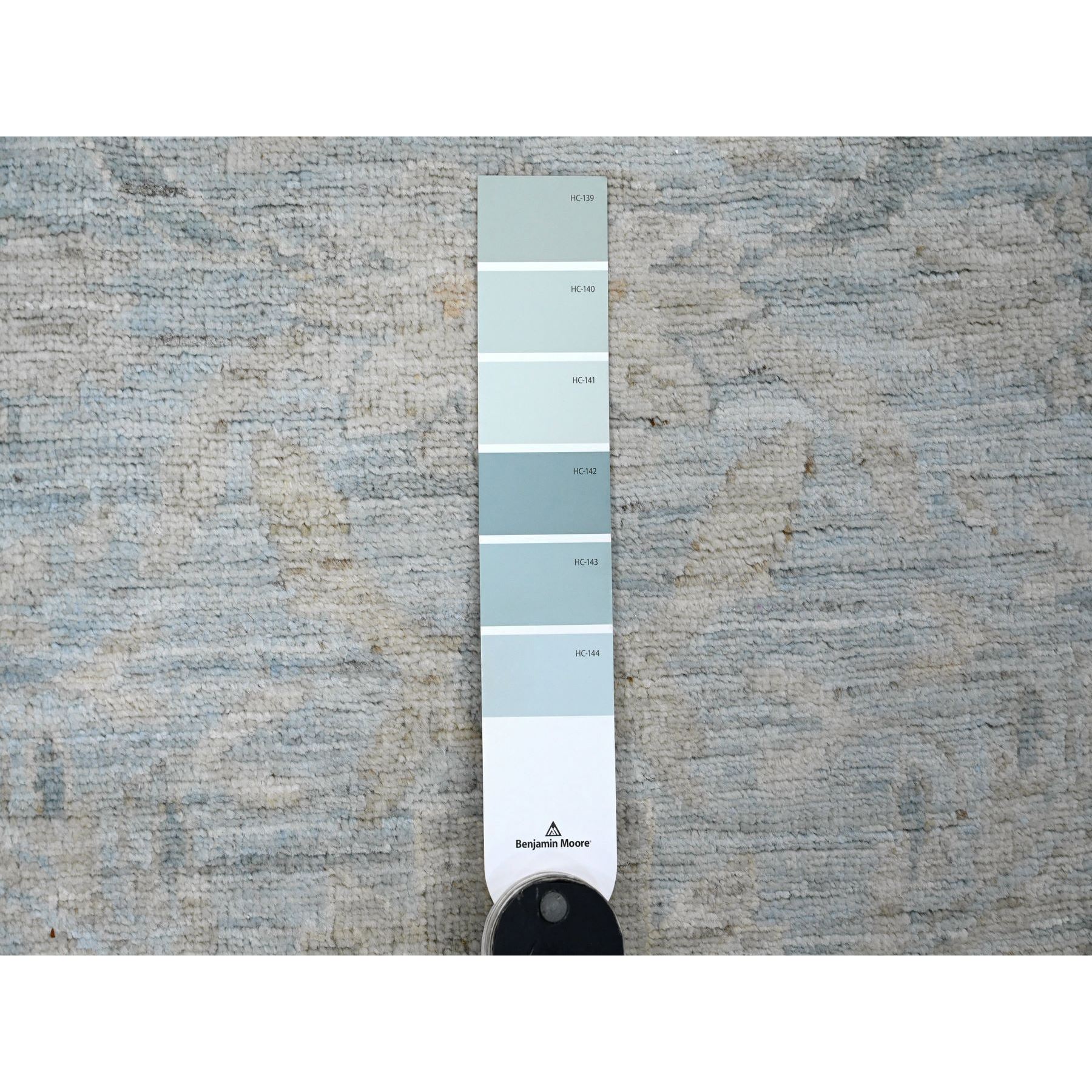 6'3"x6'3" Beau Blue, Peshawar with Ziegler Mahal Design, High Mountain Wool, Washed Out, Denser Weave, Hand Knotted, Round, Oriental Rug Sh20341