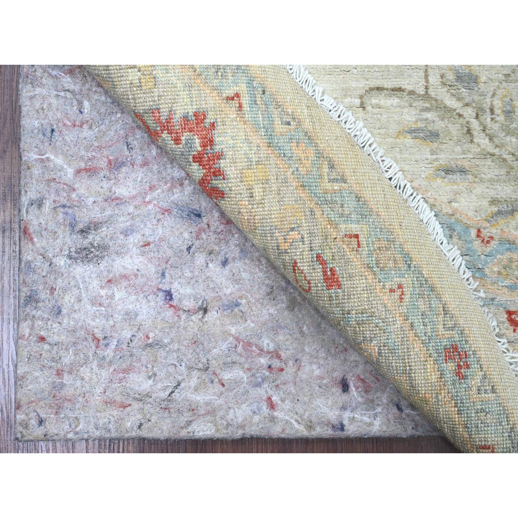 6'x6' Chiffon White, Peshawar with Heriz All Over Design, High Mountain Wool, Densely Woven, Hand Knotted, Vegetable Dyes, Round, Oriental Rug Sh20343