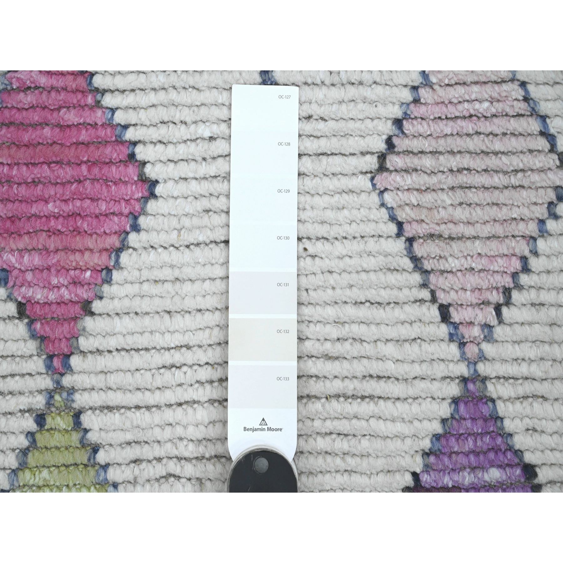 5'5"x8'6" Daisy White, Moroccan Weave with Colorful Tribal and Geometric Design, Tone on Tone, Hand Knotted, Soft Wool, Textured Pile, Oriental Rug Sh20345