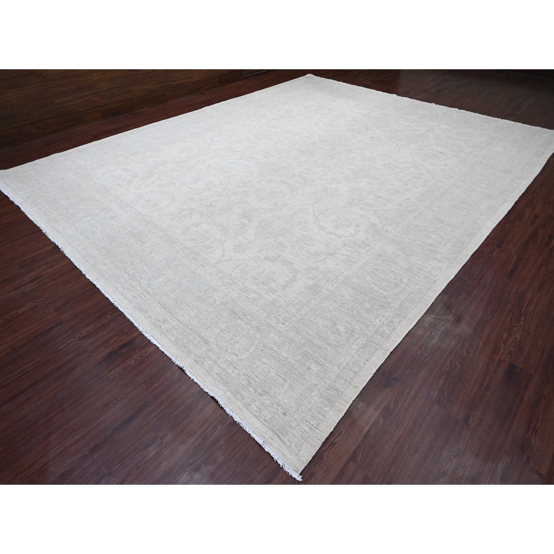 12'x15'1" Chiffon White, Stone Washed Peshawar with All Over Pattern, Natural Dyes, 100% Wool, Hand Knotted, Oversized, Oriental Rug Sh20365