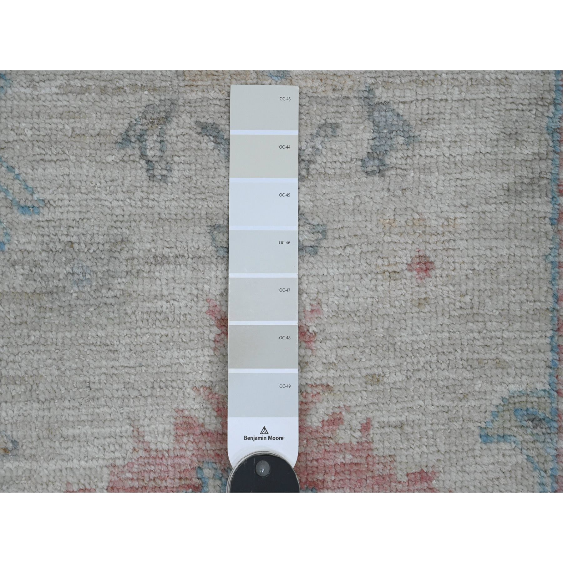 3'x11'8" Bone White, Afghan Angora Oushak with Floral Pattern, Hand Knotted, Veggie Dyes, Pure Wool, Runner, Oriental Rug Sh20406