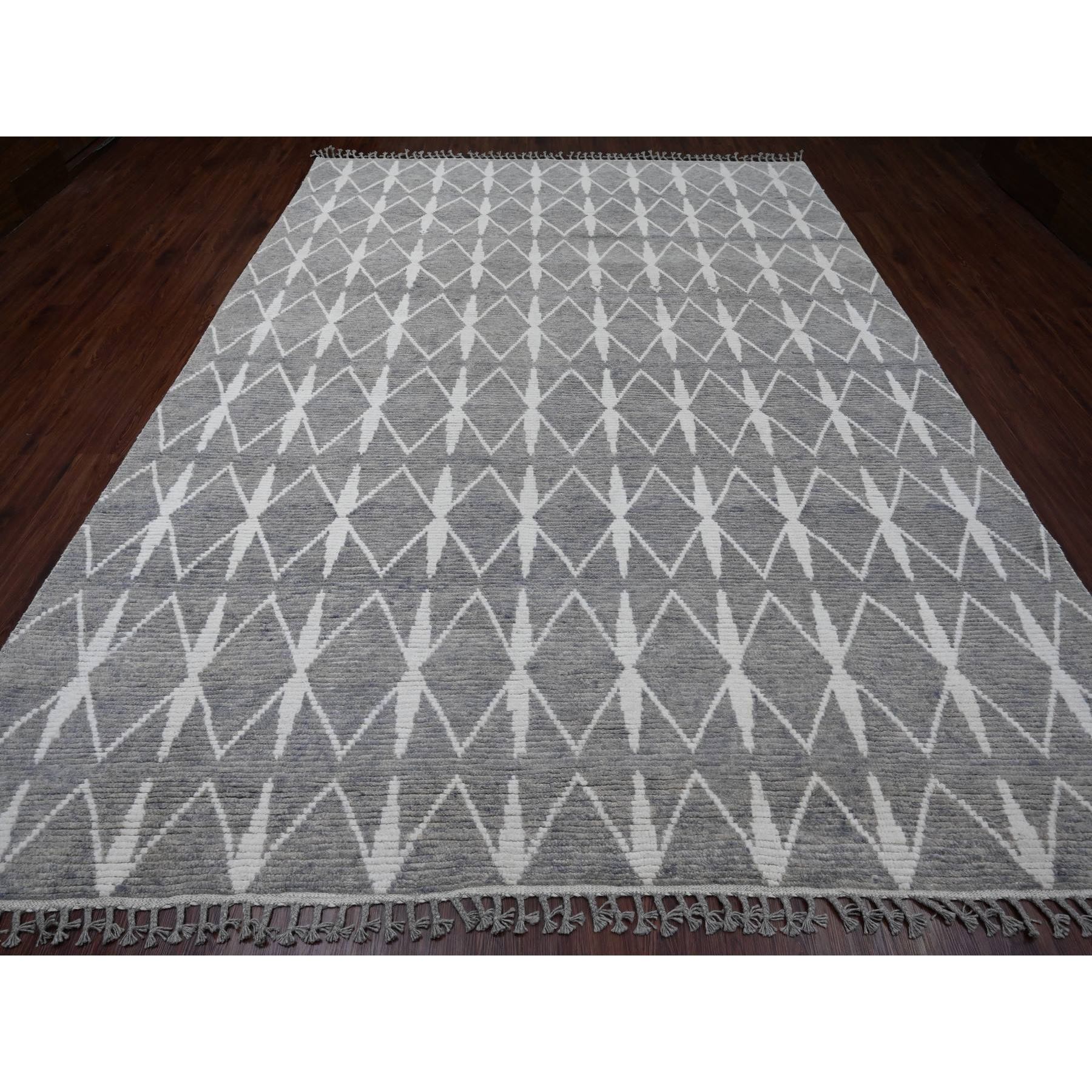 9'1"x12'4" Spanish Gray, Moroccan Weave with Geometric Repetitive Pattern, Hand Knotted, Tone on Tone, Soft Wool, Textured Pile, Oriental Rug Sh20419
