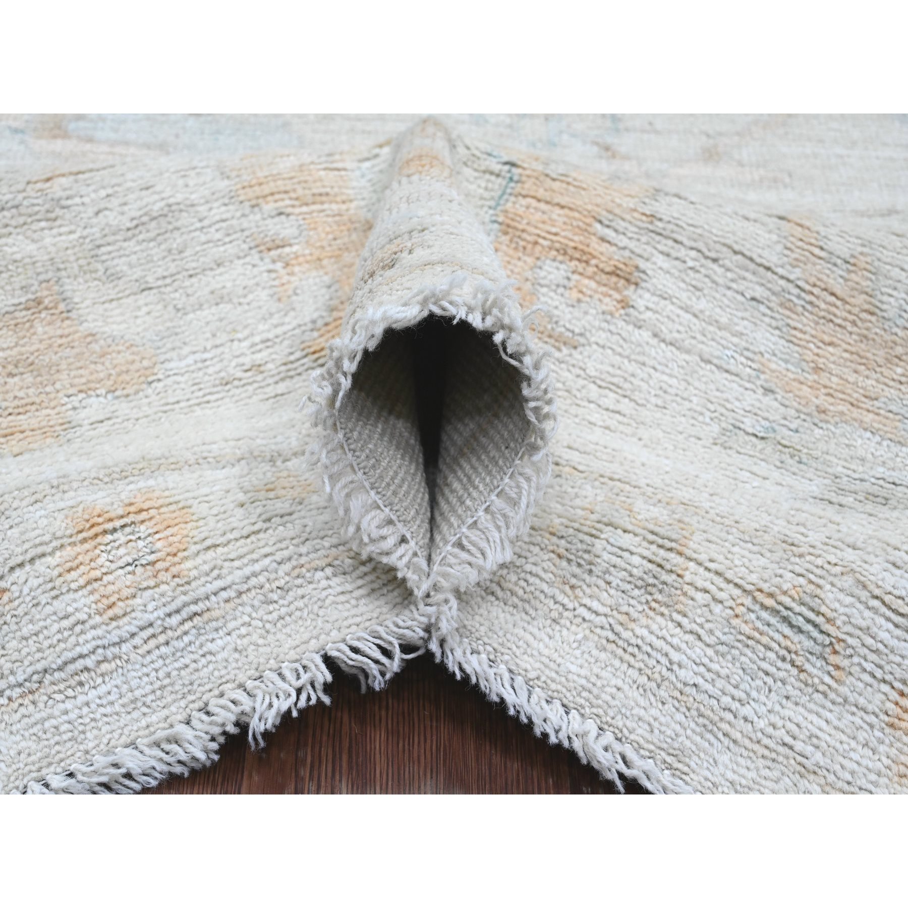 9'3"x12' Chiffon White, Afghan Angora Oushak with Muted Colors Floral Design, Hand Knotted, Vegetable Dyes, 100% Wool, Oriental Rug Sh20459