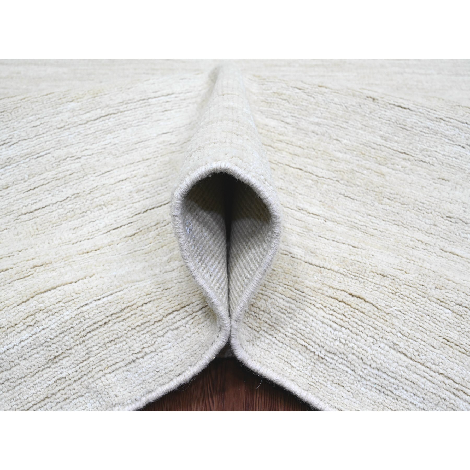 9'9"x13'6" Pearl White, Plain Solid Pattern, Hand Knotted, Hand Spun Ghazni Wool, Lush and Plush, Oriental Rug Sh20541