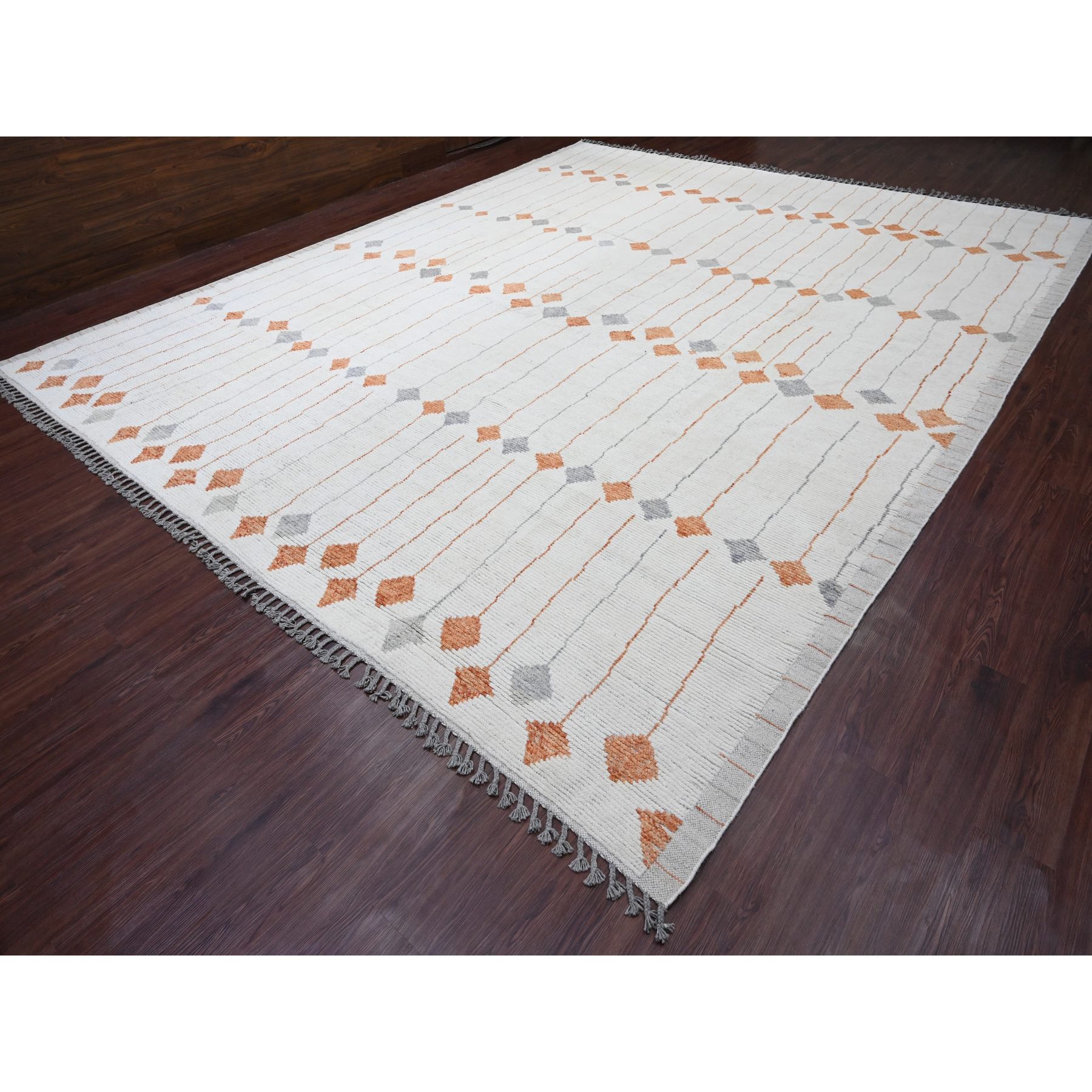 12'5"x15'2" Alabaster White, Moroccan Weave with Flying Kite Design, Tone on Tone, Soft Wool, Hand Knotted, Textured Pile, Oversized, Oriental Rug Sh20560