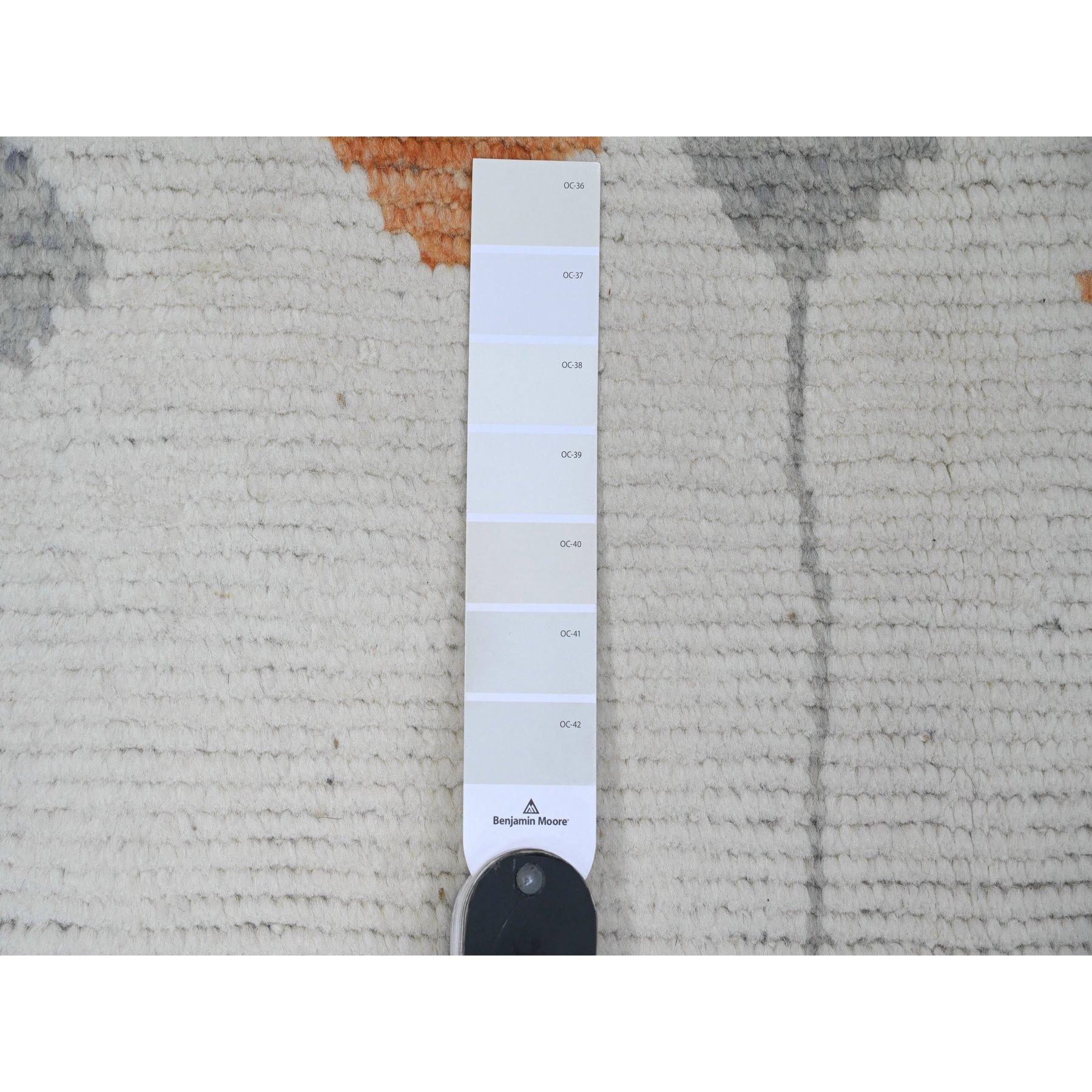 12'5"x15'2" Alabaster White, Moroccan Weave with Flying Kite Design, Tone on Tone, Soft Wool, Hand Knotted, Textured Pile, Oversized, Oriental Rug Sh20560