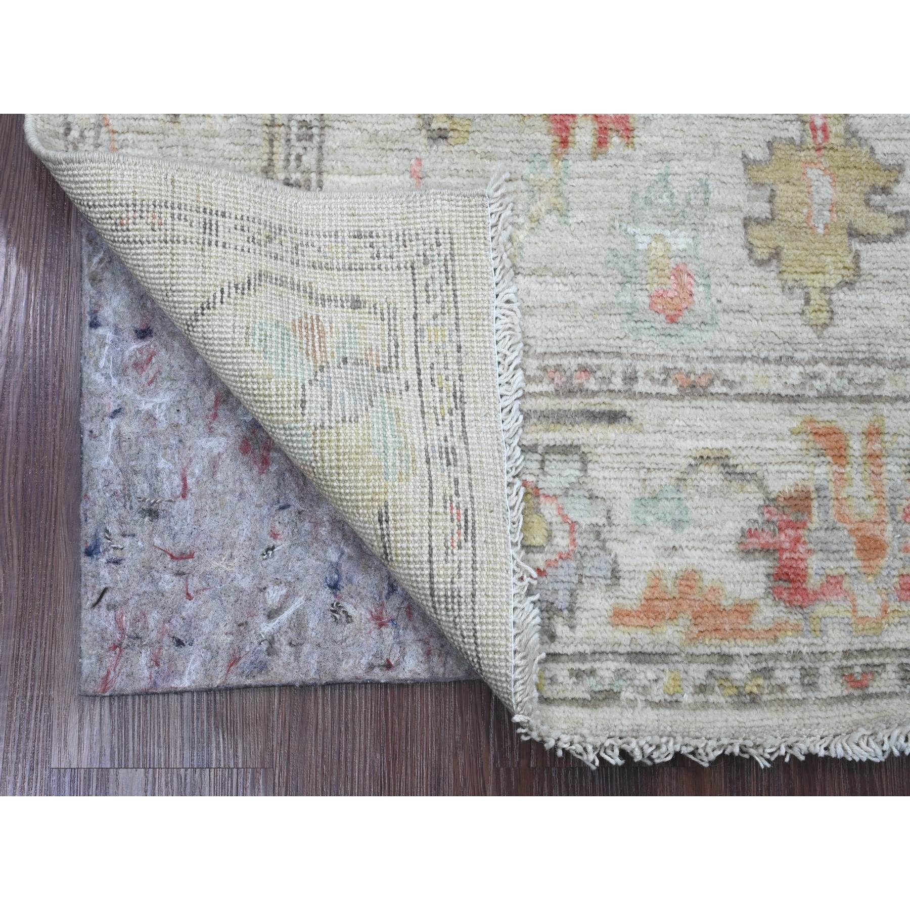 3'10"x5'10" Pearl White, Afghan Angora Oushak with Colorful Leaf Design, Hand Knotted, Veggie Dyes, 100% Wool, Oriental Rug Sh20568