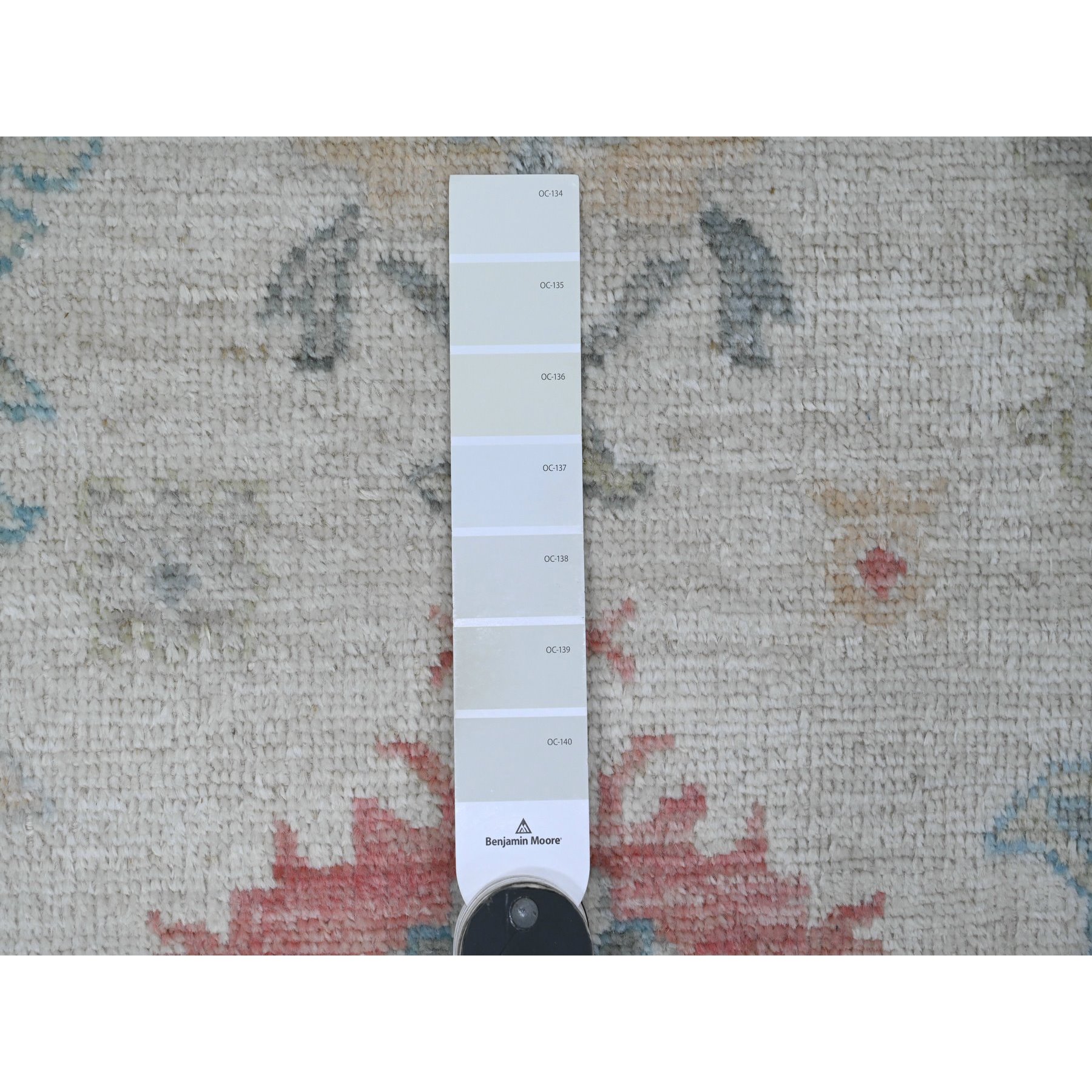 2'10"x7'9" Daisy White, Hand Knotted, Afghan Angora Oushak with Floral Pattern, Veggie Dyes, Pure Wool, Runner, Oriental Rug Sh20587