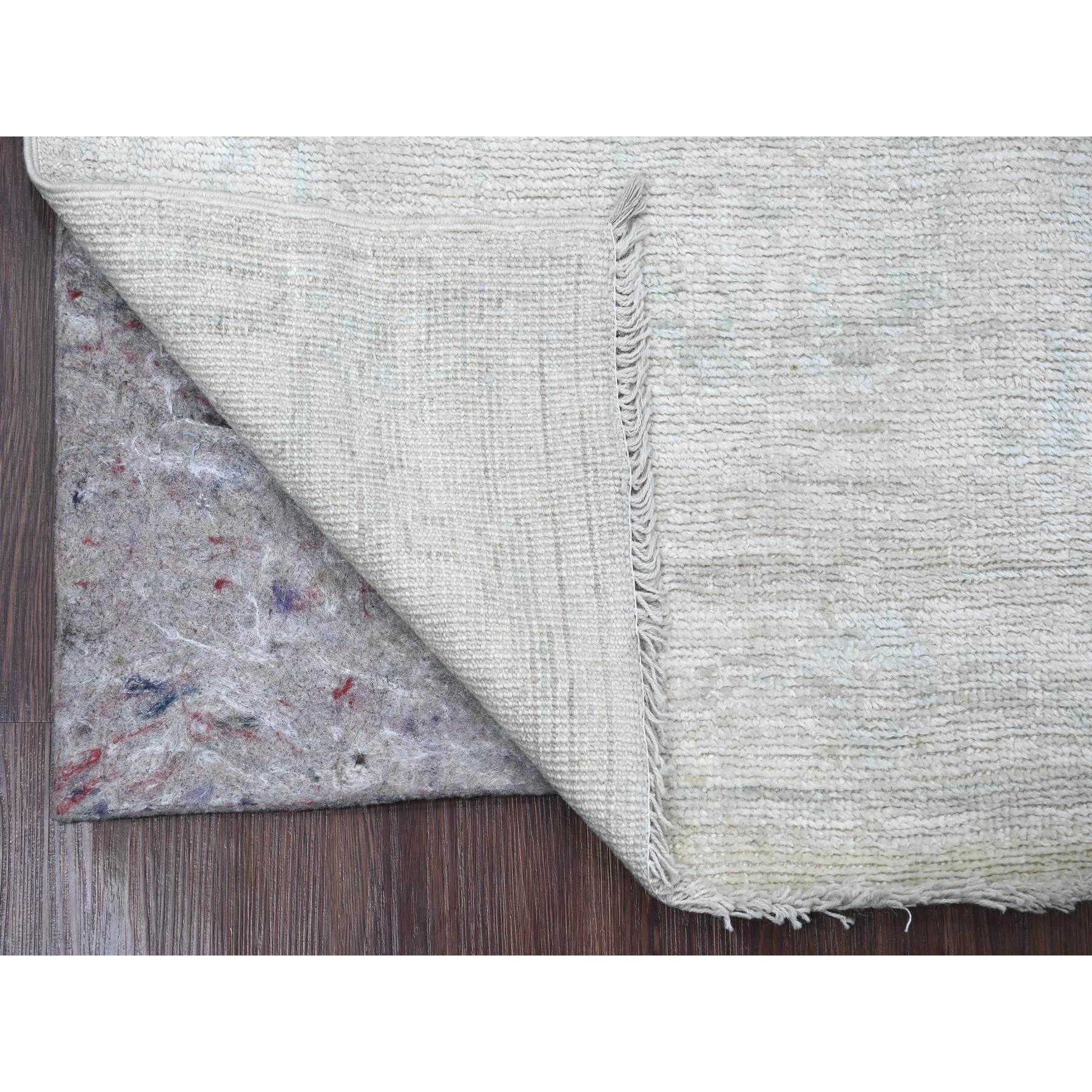 2'7"x7'9" Bone White, Afghan Angora Oushak with Leaf Design, Hand Knotted, Vegetable Dyes, 100% Wool, Runner, Oriental Rug Sh20588