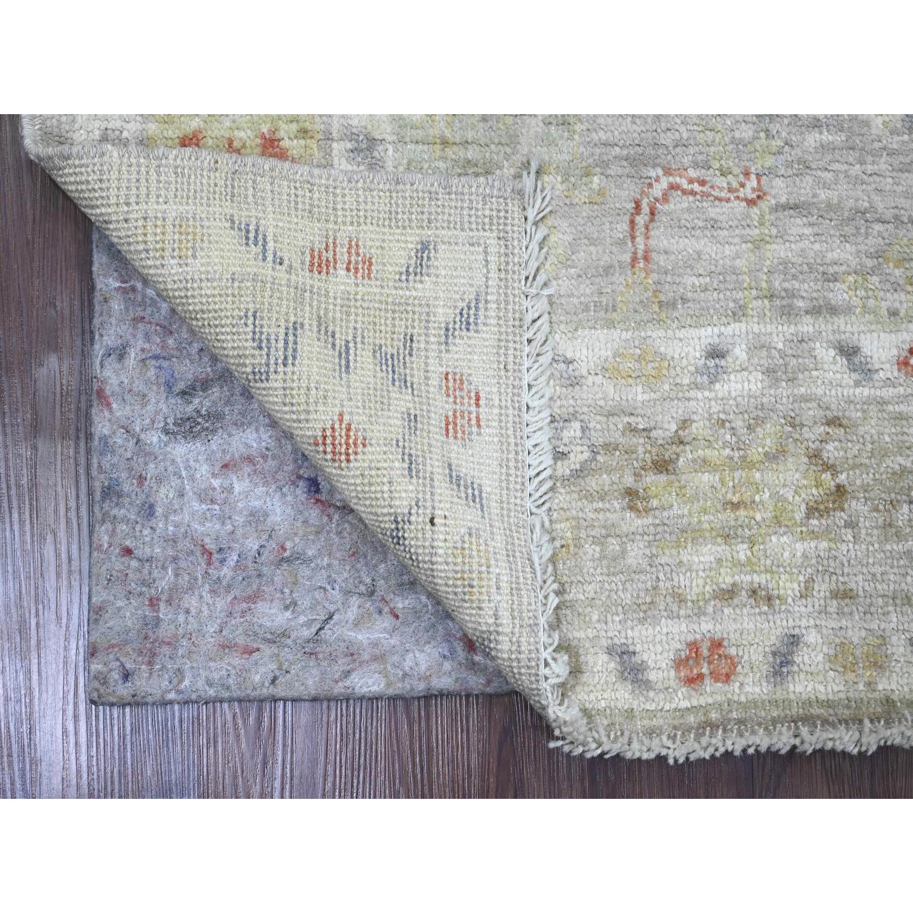 4'1"x5'9" Stone Gray, Hand Knotted, Afghan Angora Oushak with Leaf Design, Vegetable Dyes, 100% Wool, Oriental Rug Sh20596