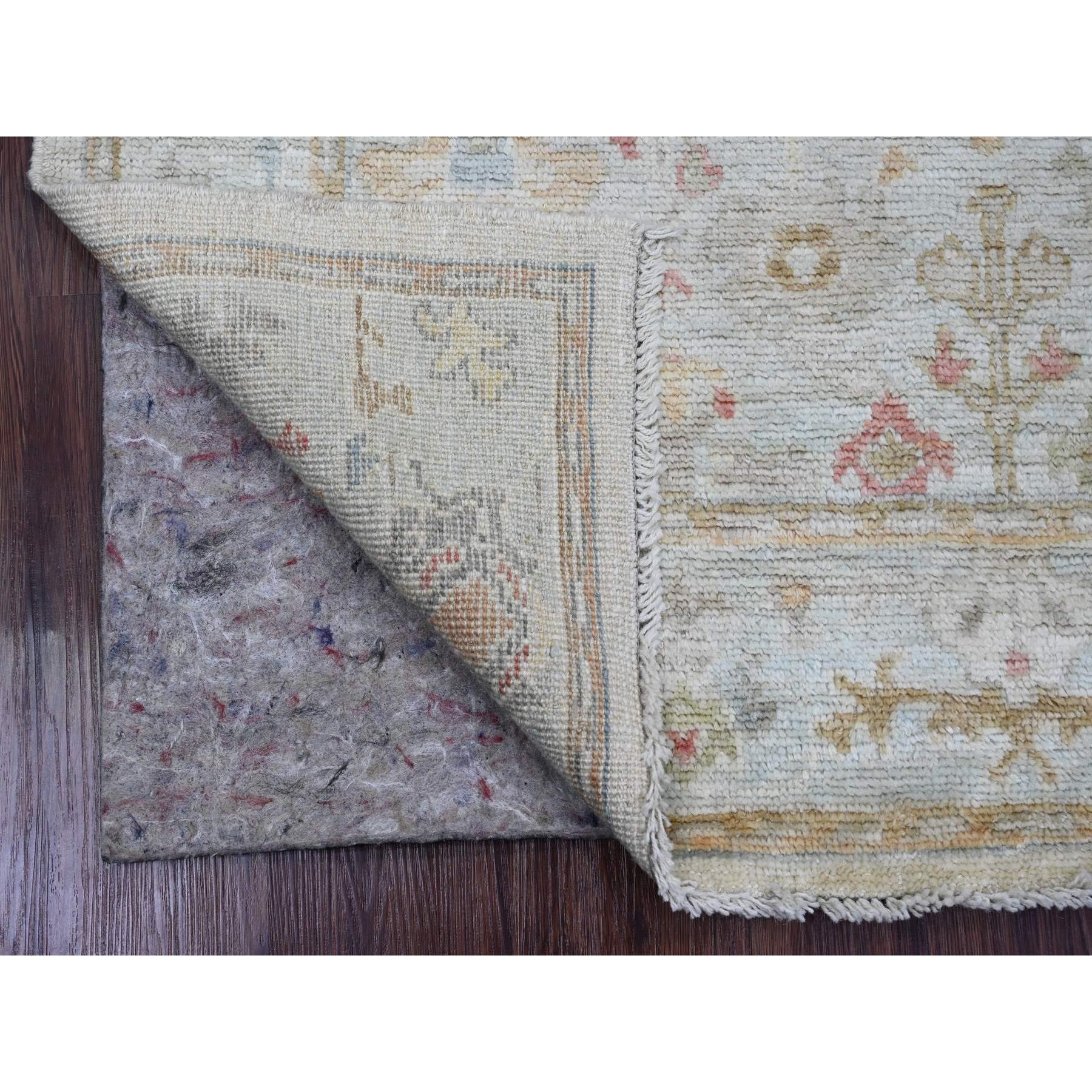 4'1"x6'7" Cloud Gray, Hand Knotted, Afghan Angora Oushak with All Over Leaf Design, Vegetable Dyes, 100% Wool, Oriental Rug Sh20598