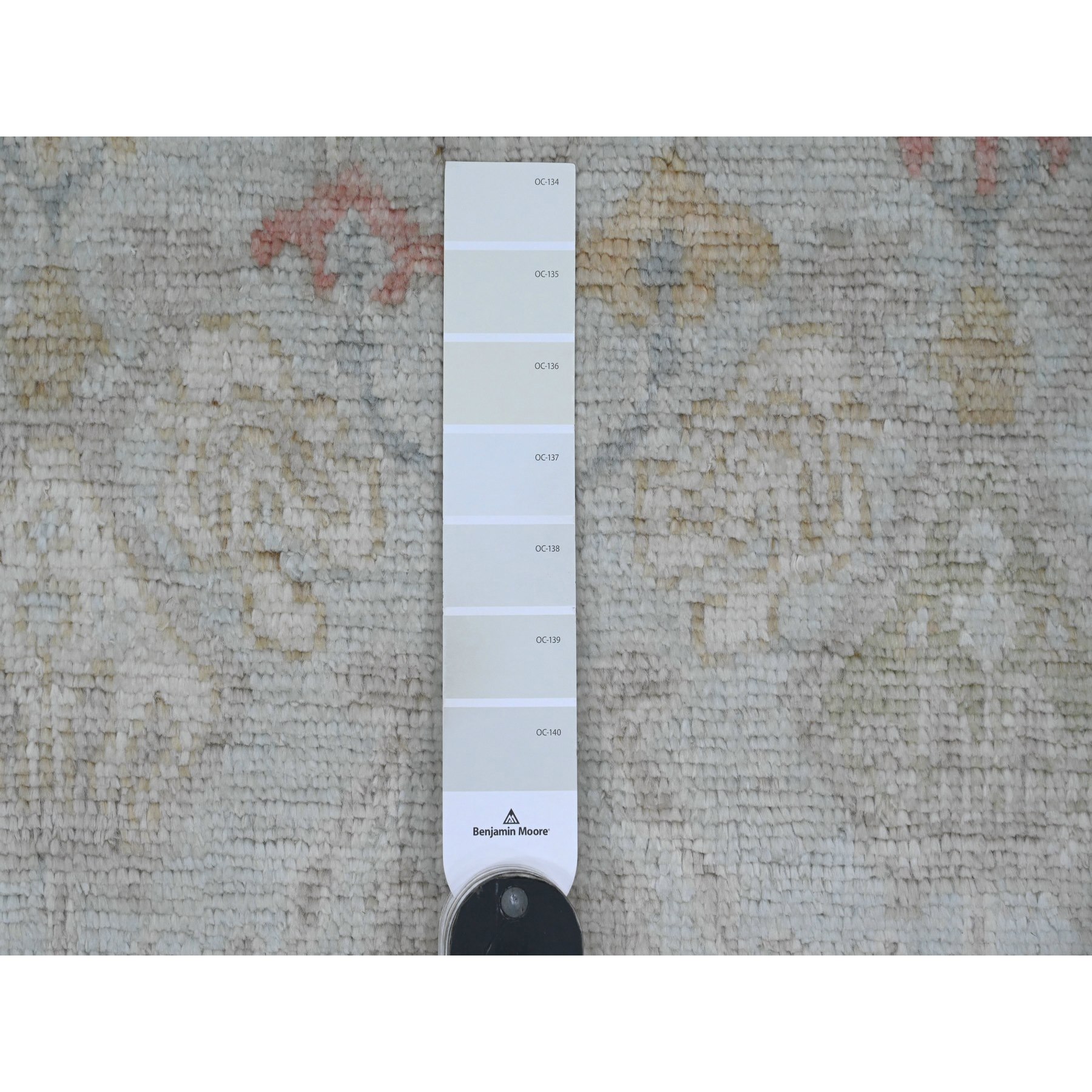 4'1"x6'7" Cloud Gray, Hand Knotted, Afghan Angora Oushak with All Over Leaf Design, Vegetable Dyes, 100% Wool, Oriental Rug Sh20598