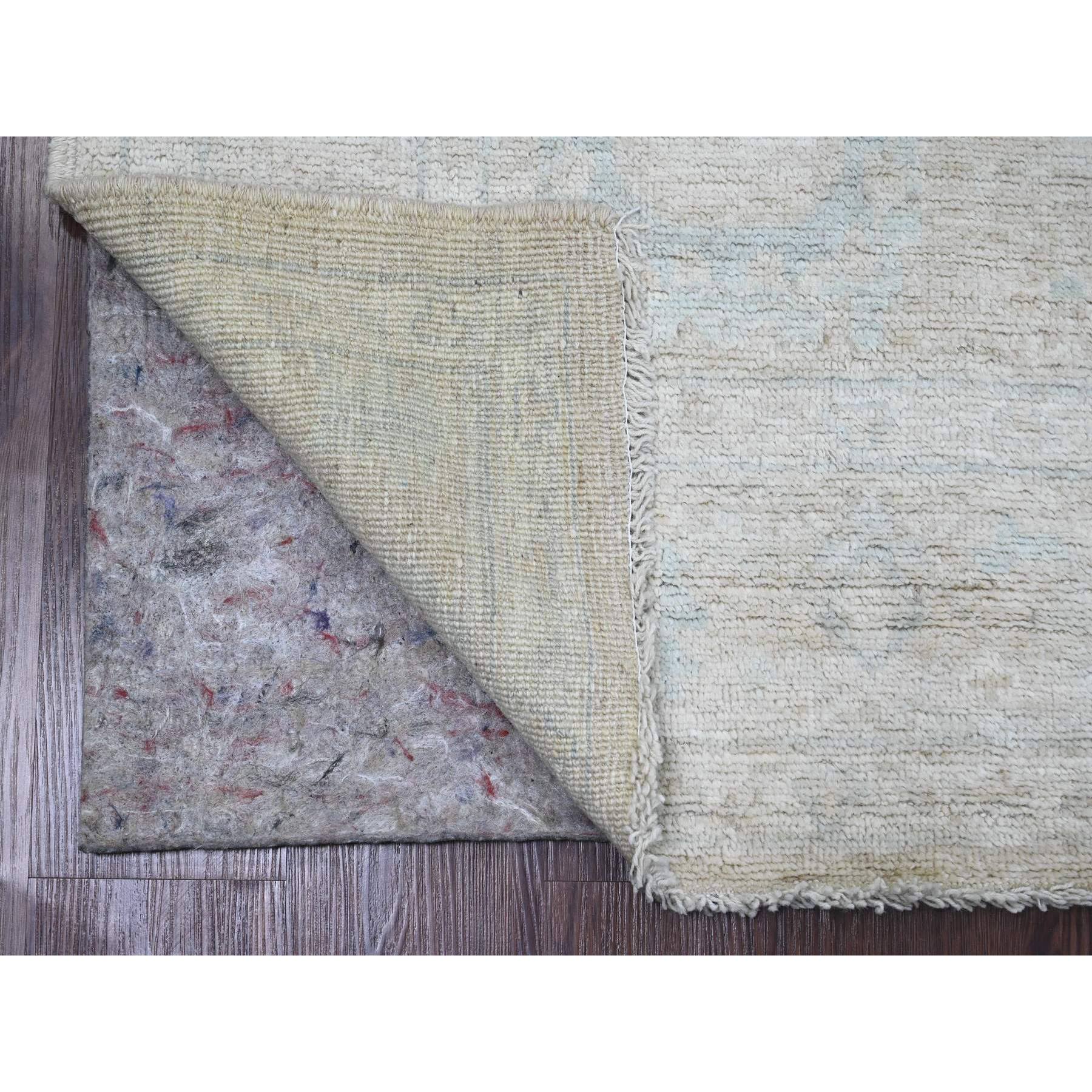 5'1"x6'7" Alabaster White, 100% Wool, Afghan Angora Oushak with Muted Colors Leaf Design, Hand Knotted, Veggie Dyes, Oriental Rug Sh20604