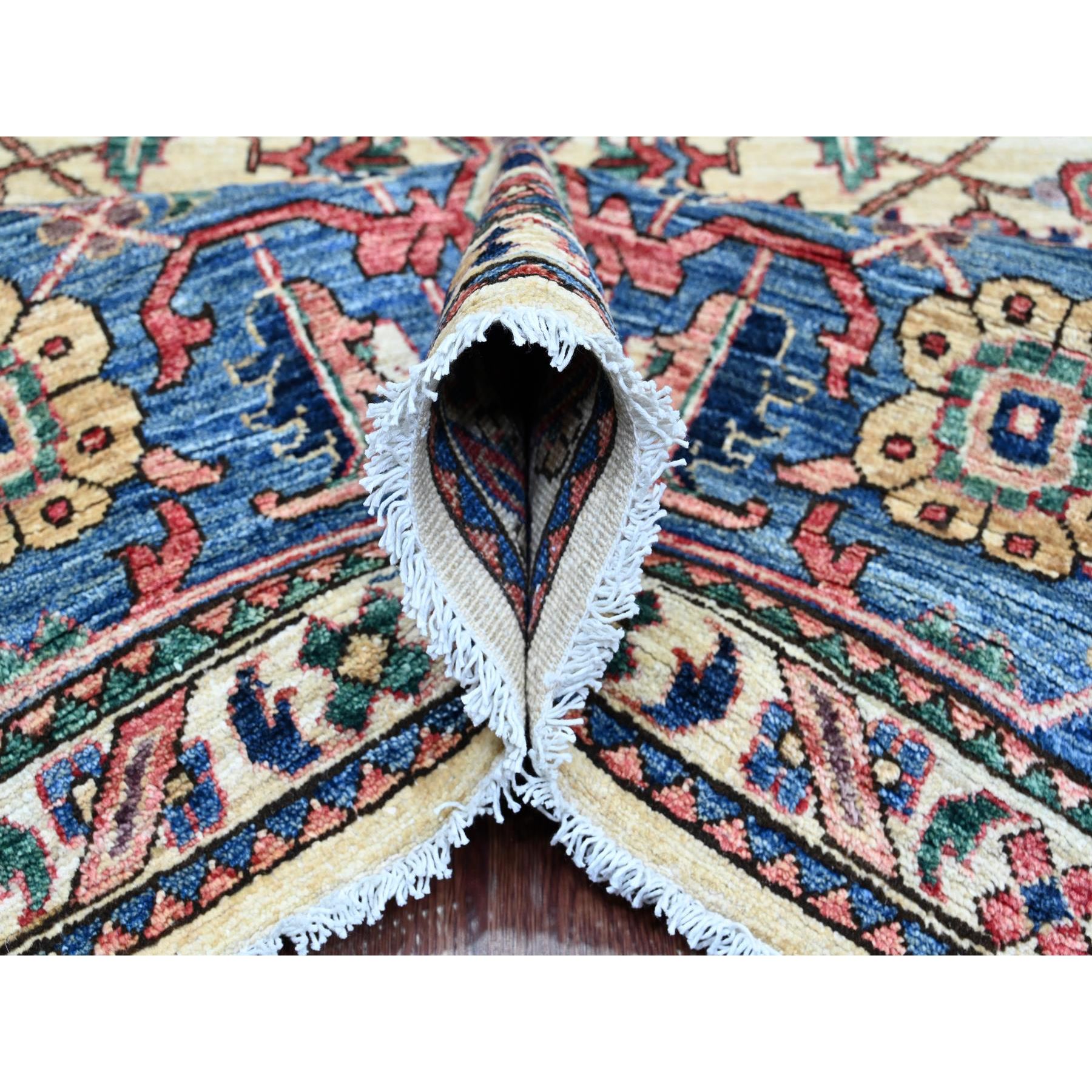 8'10"x11'8" Chiffon White with Blush Red, Peshawar Heriz Design, Fine Ghazni Wool, Hand Knotted, Vegetable Dyes, Oriental Rug Sh20624