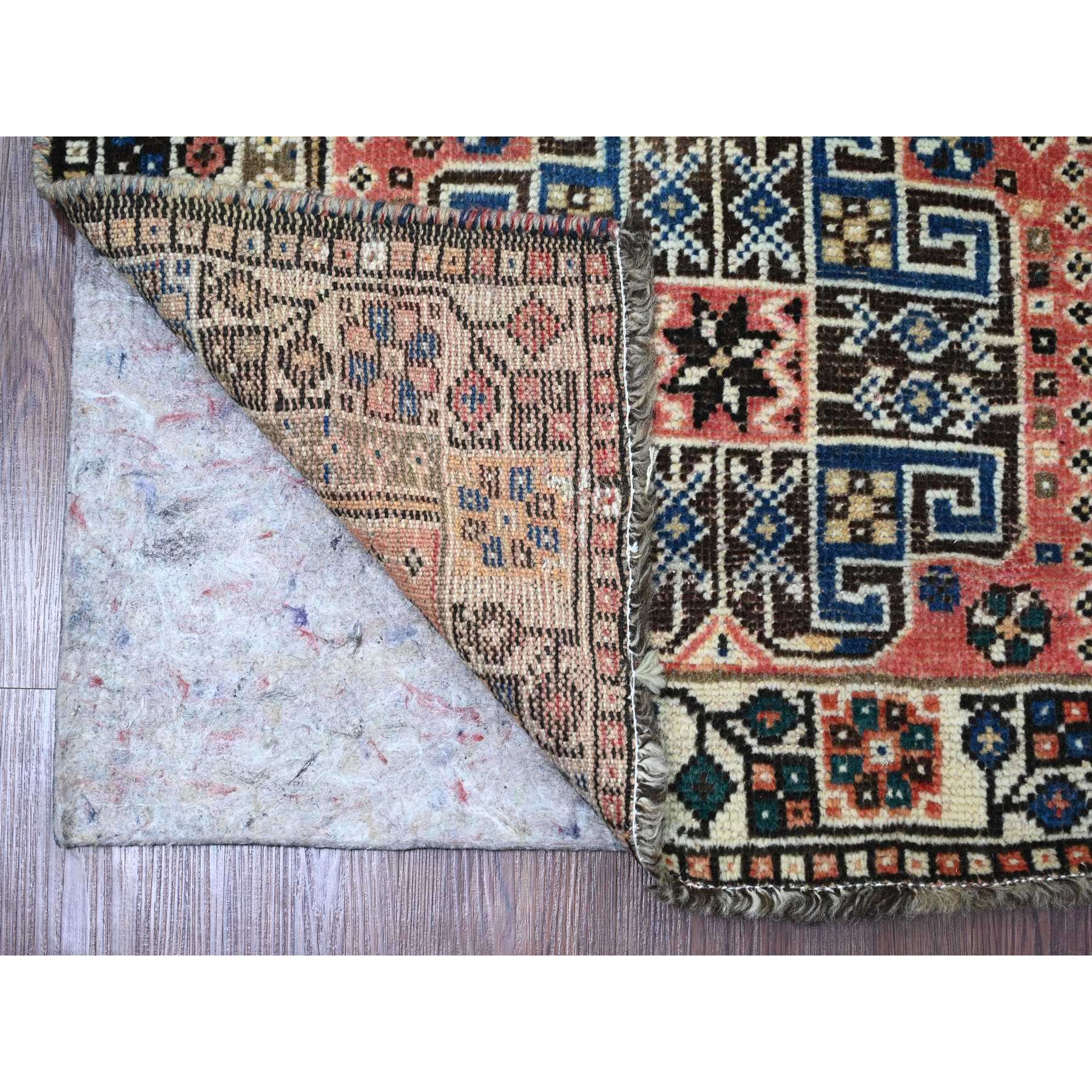5'2"x7'8" Dim Gray, Vintage Persian Shiraz with Geometric Pattern, Clean, Even Wear, Good Condition, Pure Wool, Hand Knotted, Oriental Rug Sh20652