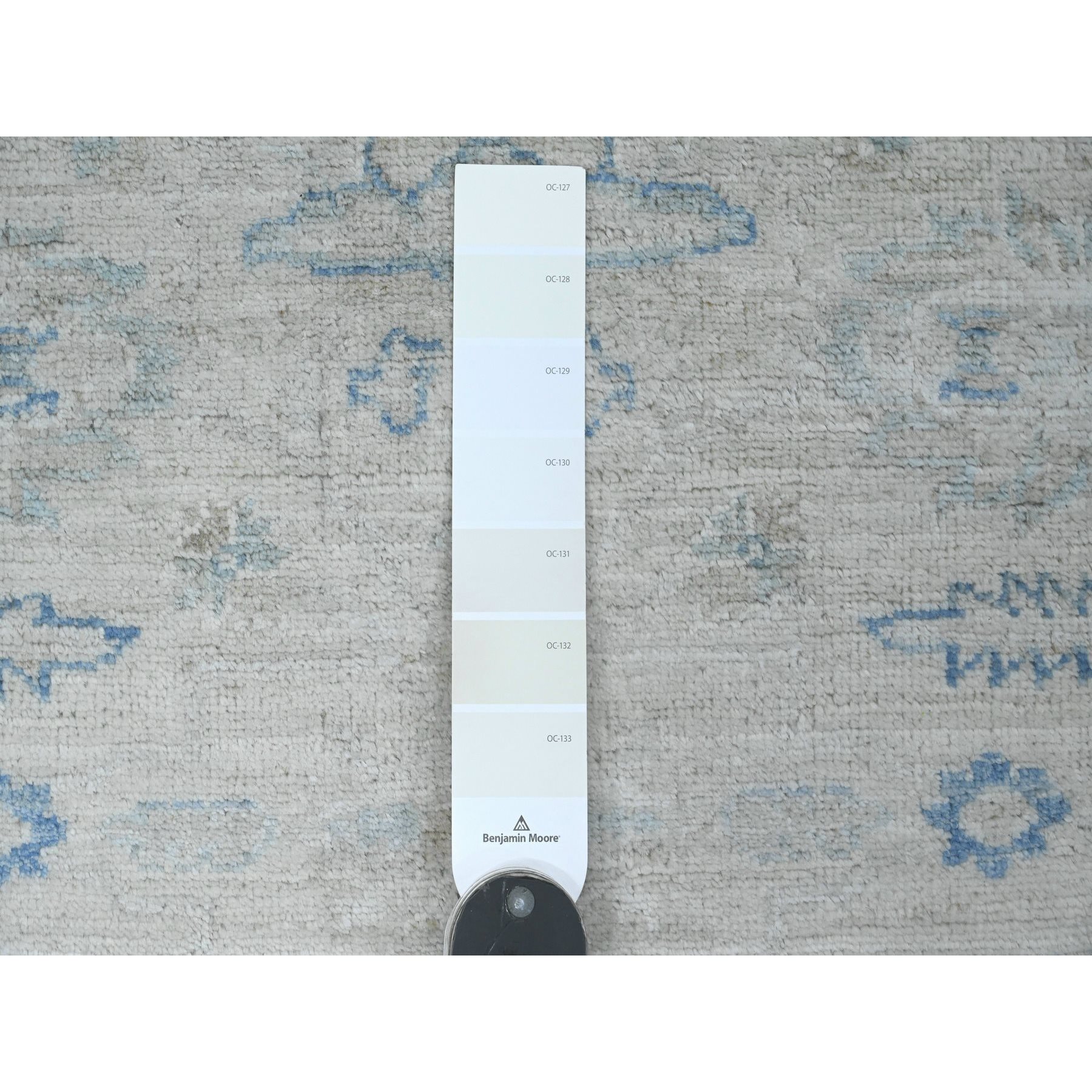 2'6"x7'10" Chiffon White, Hand Knotted, Washed Out Peshawar with All Over Leaf Design, Natural Dyes, 100% Wool, Runner, Oriental Rug Sh20681