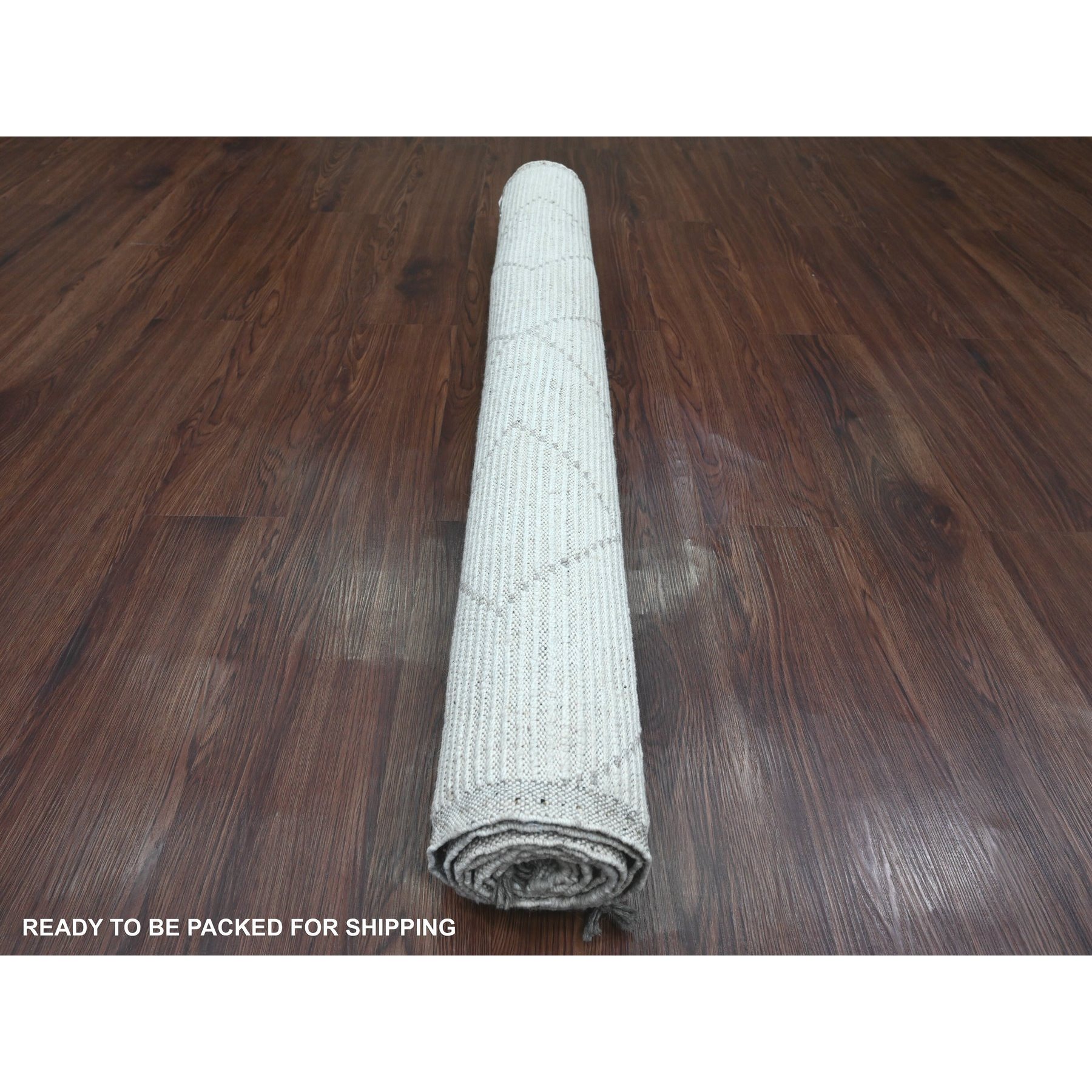 4'1"x6'8" Cotton White, Moroccan Weave with Geometric Pattern, Hand Knotted, Soft Wool, Tone on Tone, Textured Pile, Oriental Rug Sh20744