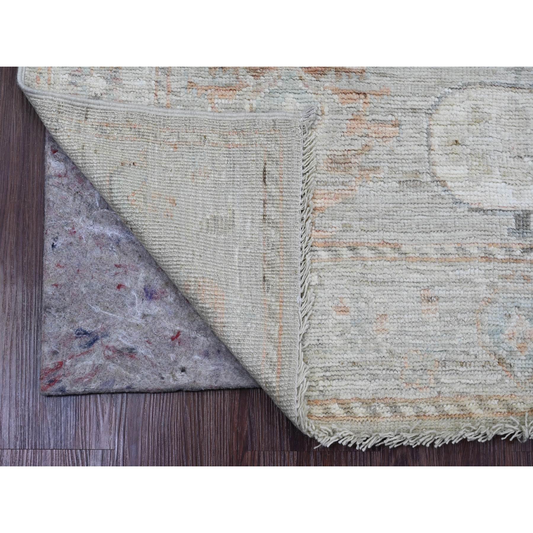 4'x6' Cloud Gray, 100% Wool, Afghan Angora Oushak with Muted Colors Leaf Pattern, Hand Knotted, Veggie Dyes, Oriental Rug Sh20762