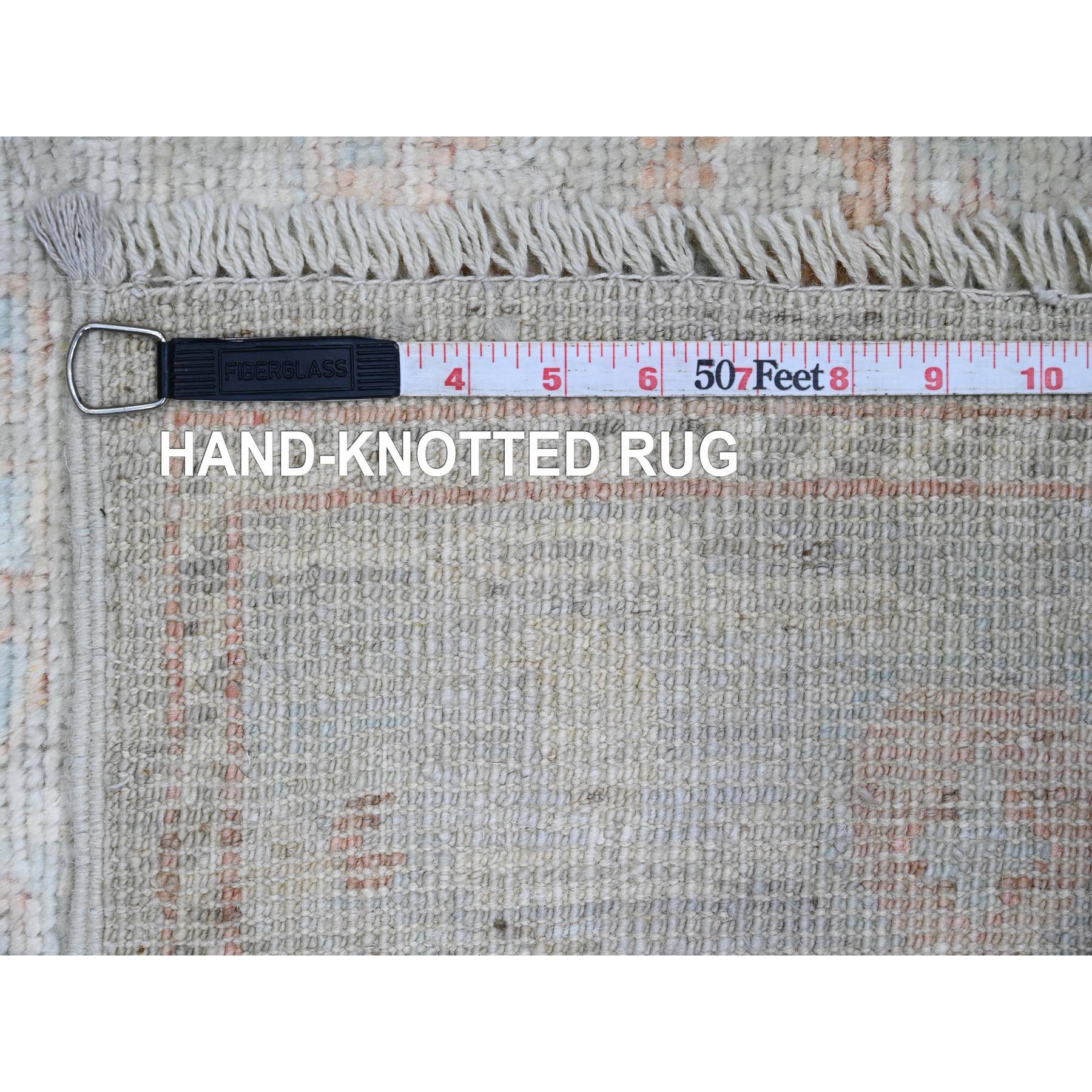 4'x6' Cloud Gray, 100% Wool, Afghan Angora Oushak with Muted Colors Leaf Pattern, Hand Knotted, Veggie Dyes, Oriental Rug Sh20762