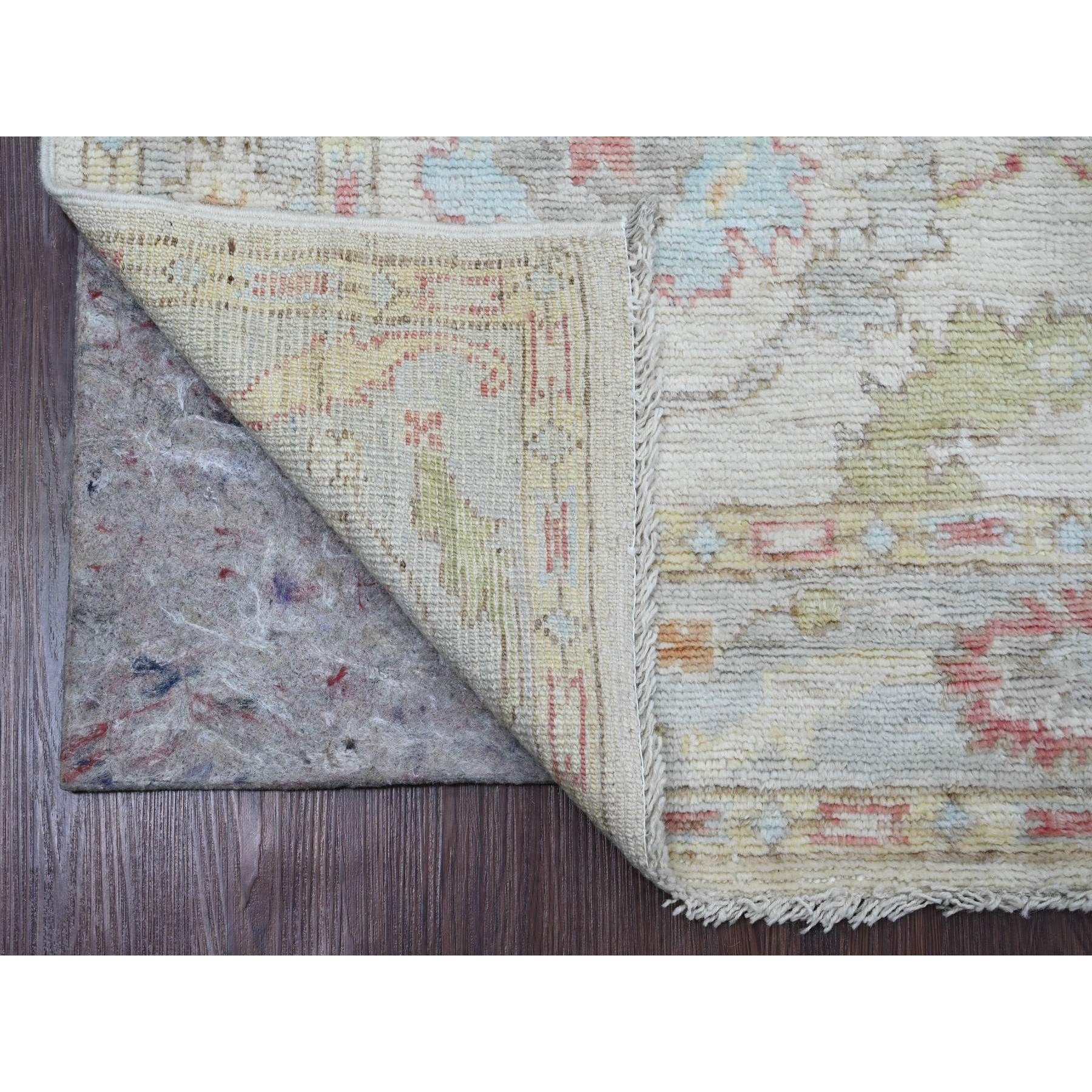 3'10"x5'10" Whisper White, Hand Knotted, Afghan Angora Oushak with Large Leaf Design, Vegetable Dyes, 100% Wool, Oriental Rug Sh20763