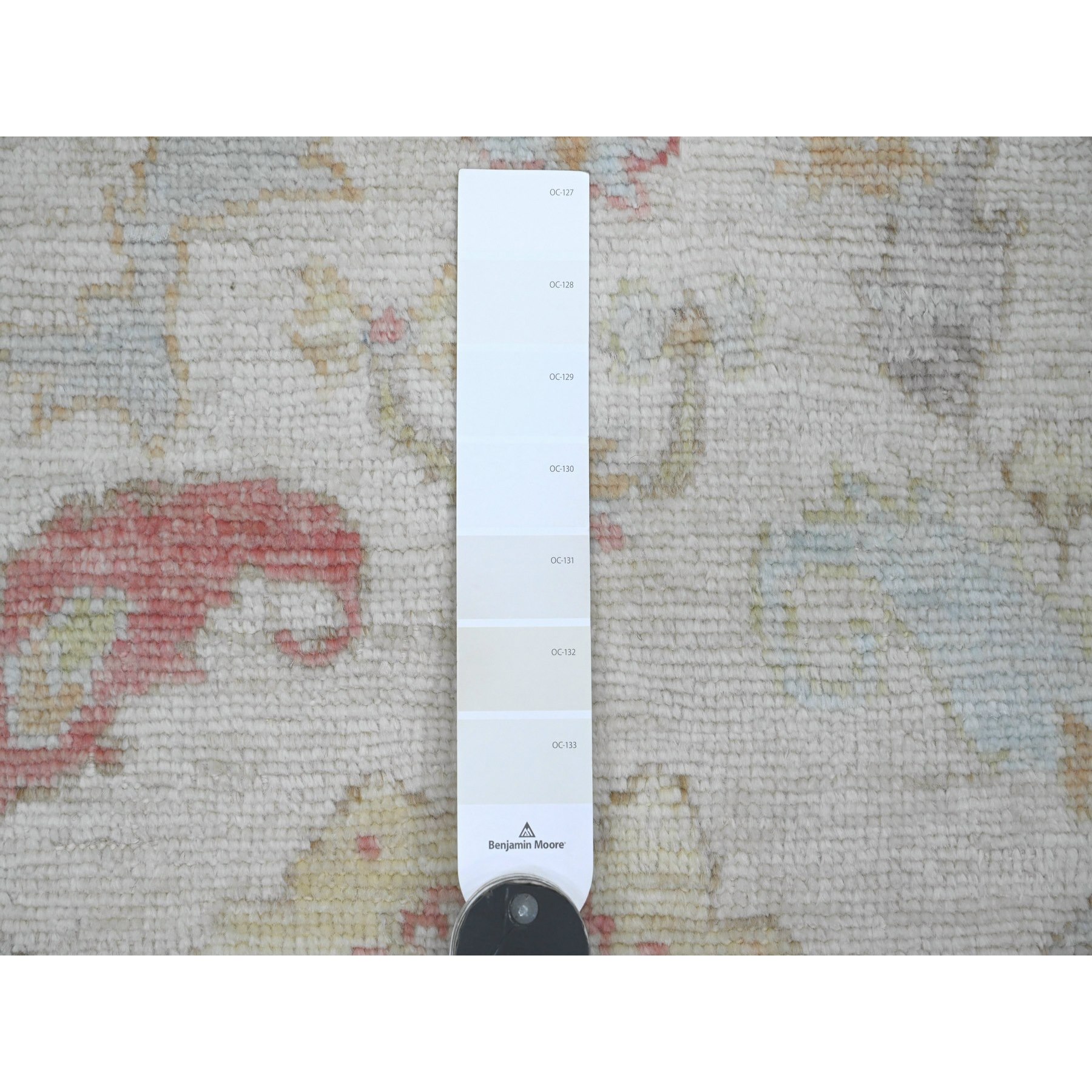 3'10"x5'10" Whisper White, Hand Knotted, Afghan Angora Oushak with Large Leaf Design, Vegetable Dyes, 100% Wool, Oriental Rug Sh20763