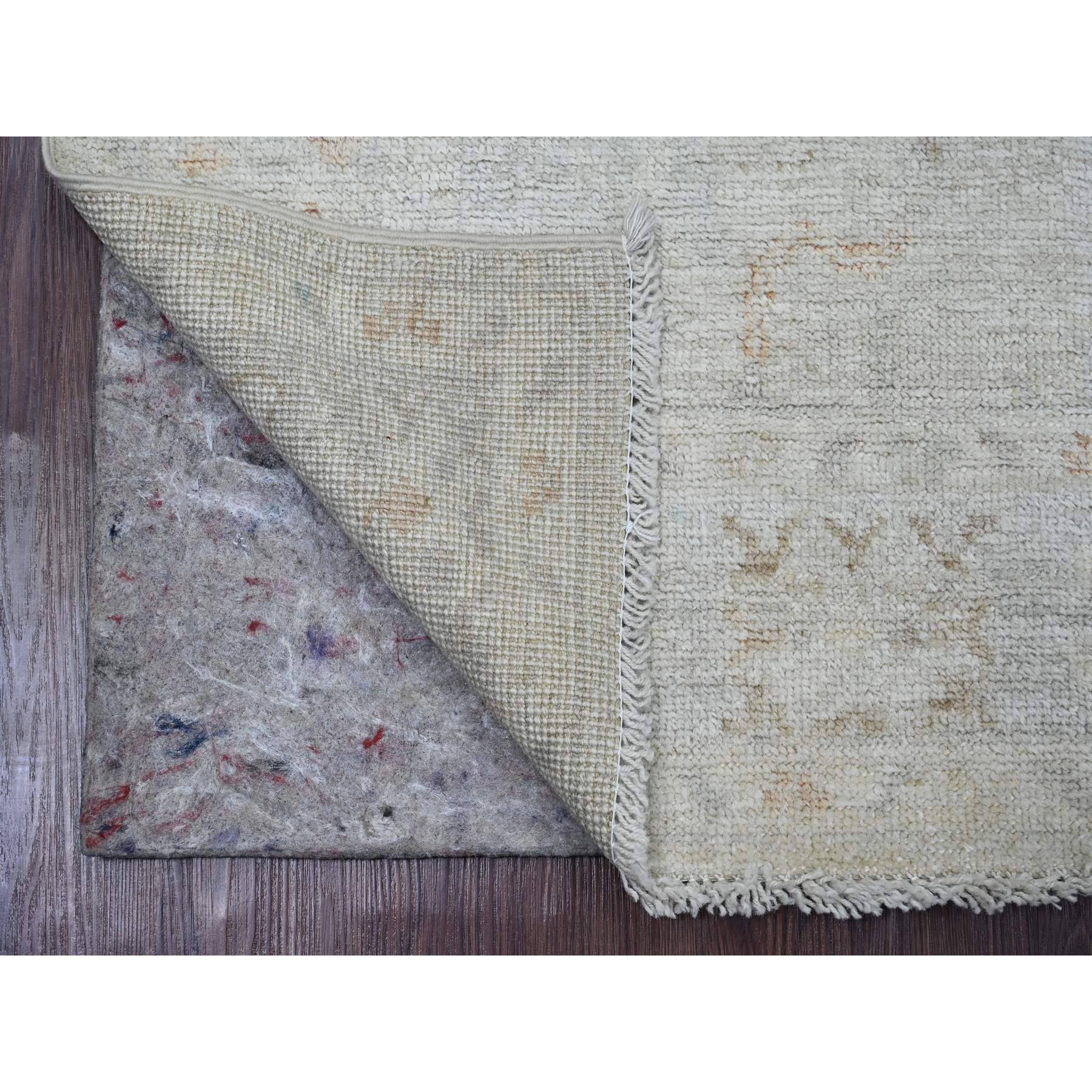 4'x6' Cloud Gray, Afghan Angora Oushak with Faded Leaf Design, Hand Knotted, Vegetable Dyes, 100% Wool, Oriental Rug Sh20766