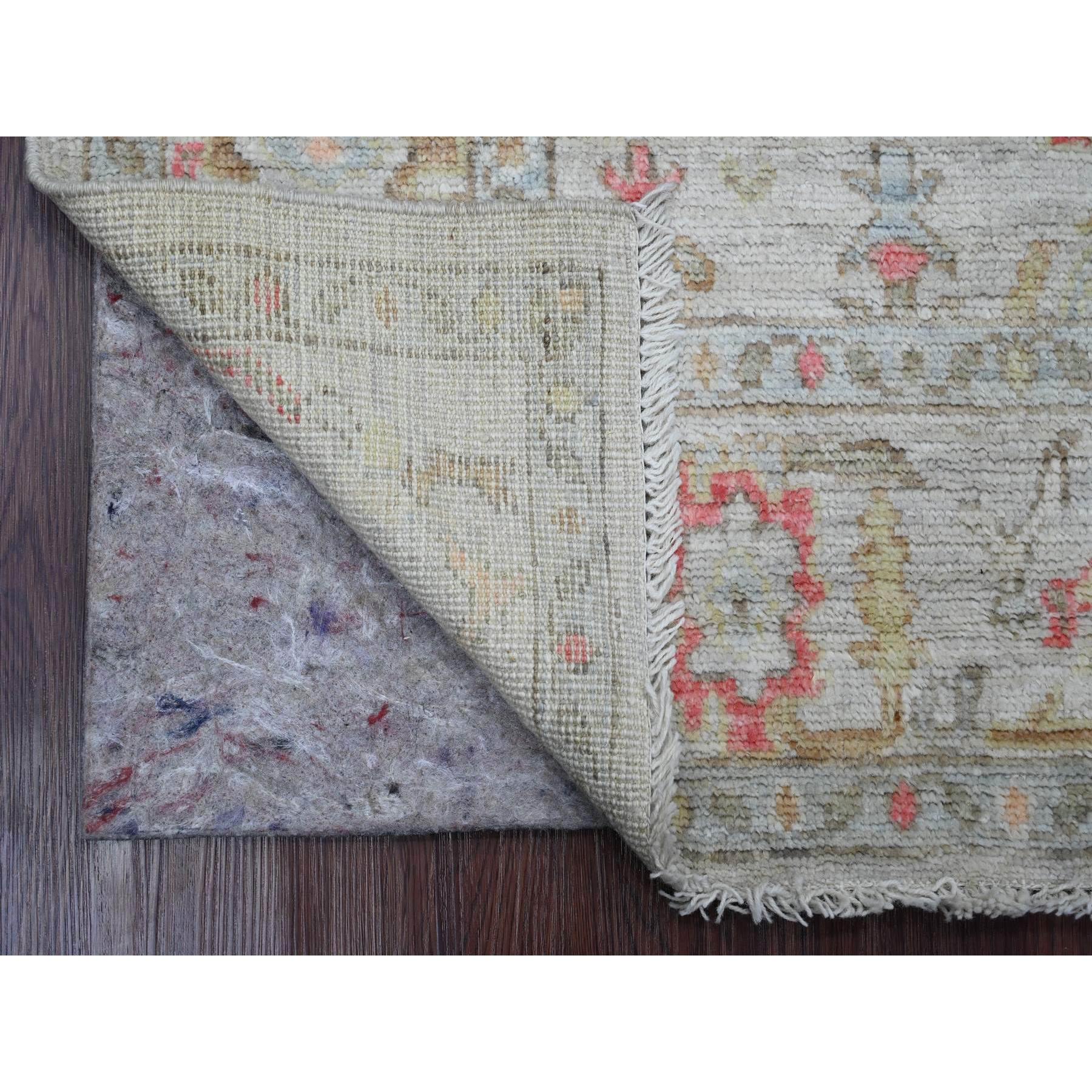 4'2"x4'2" Daisy White, Afghan Angora Oushak with All Over Pattern, Hand Knotted, Vegetable Dyes, 100% Wool, Square, Oriental Rug Sh20769