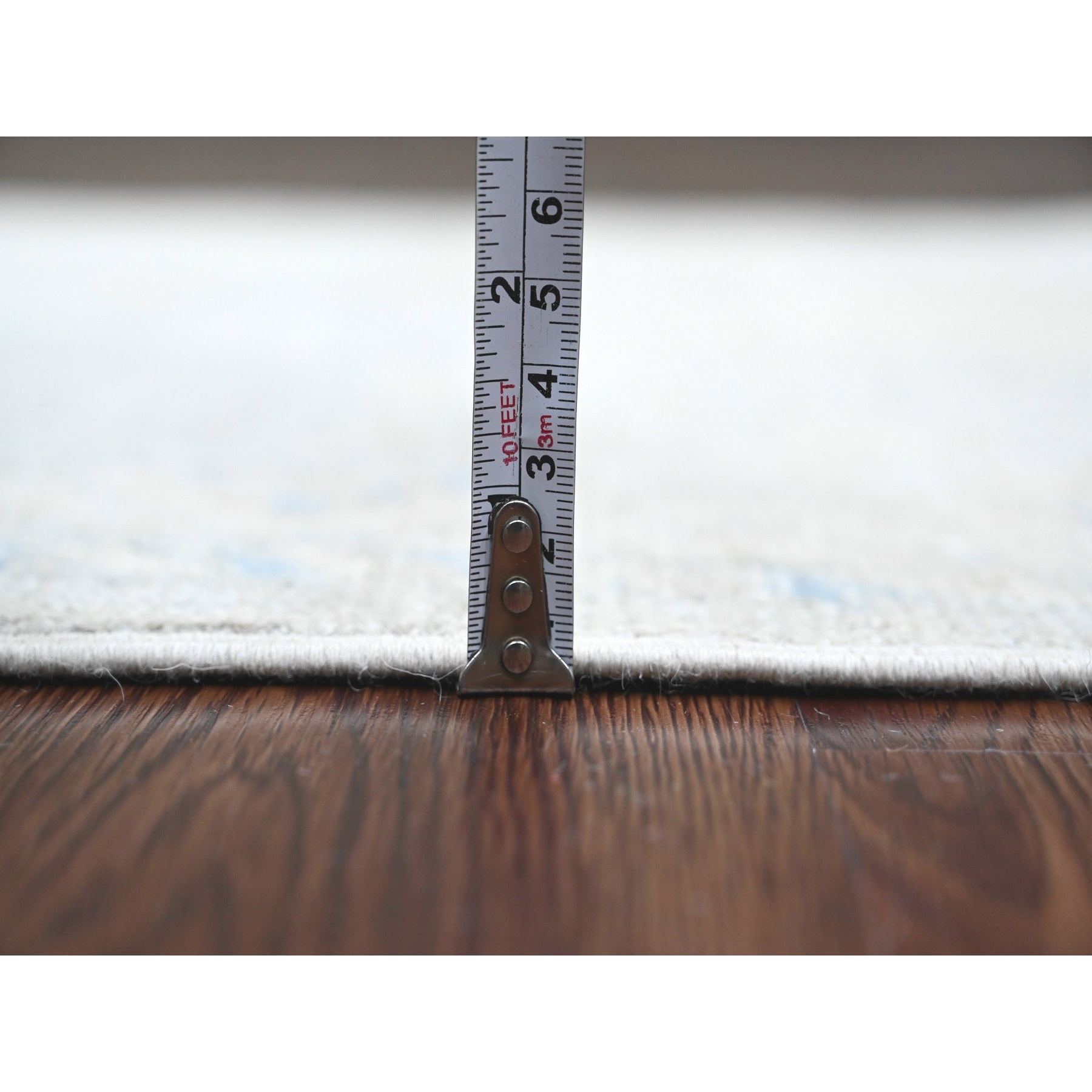 2'8"x9'8" Cloud Gray, Hand Knotted, Afghan Angora Oushak with Leaf Design, Veggie Dyes, 100% Wool, Runner, Oriental Rug Sh20791