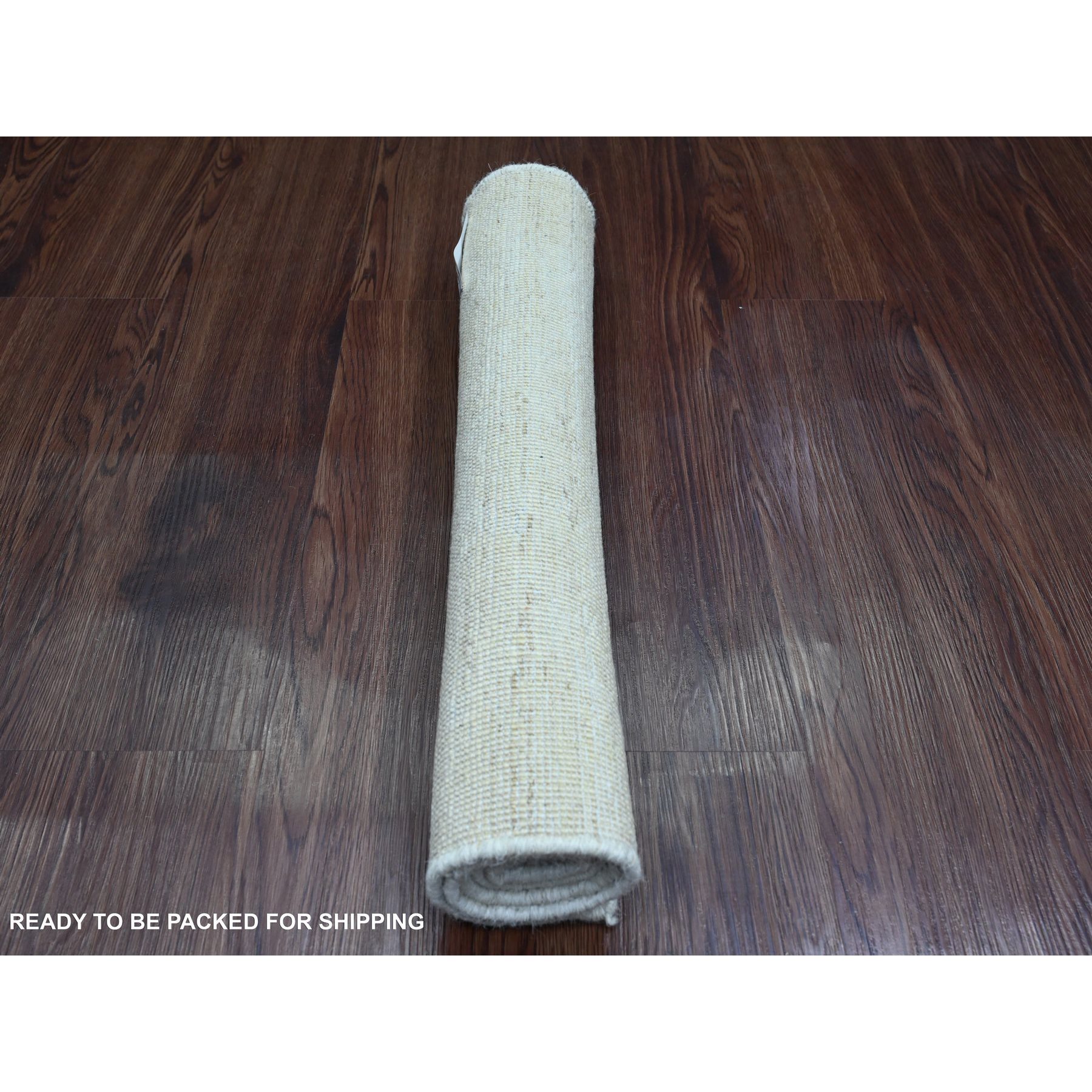 2'x3' Alabaster White, Plain Solid Pattern, Lush and Plush, Hand Knotted, Hand Spun Ghazni Wool, Mat, Oriental Rug Sh20825