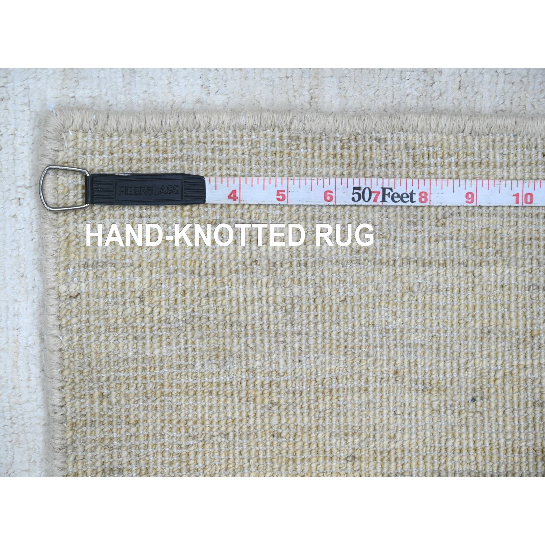 2'10"x4'9" Daisy White, Plain Solid Pattern, Hand Knotted, Hand Spun Ghazni Wool, Lush and Plush, Oriental Rug Sh20826
