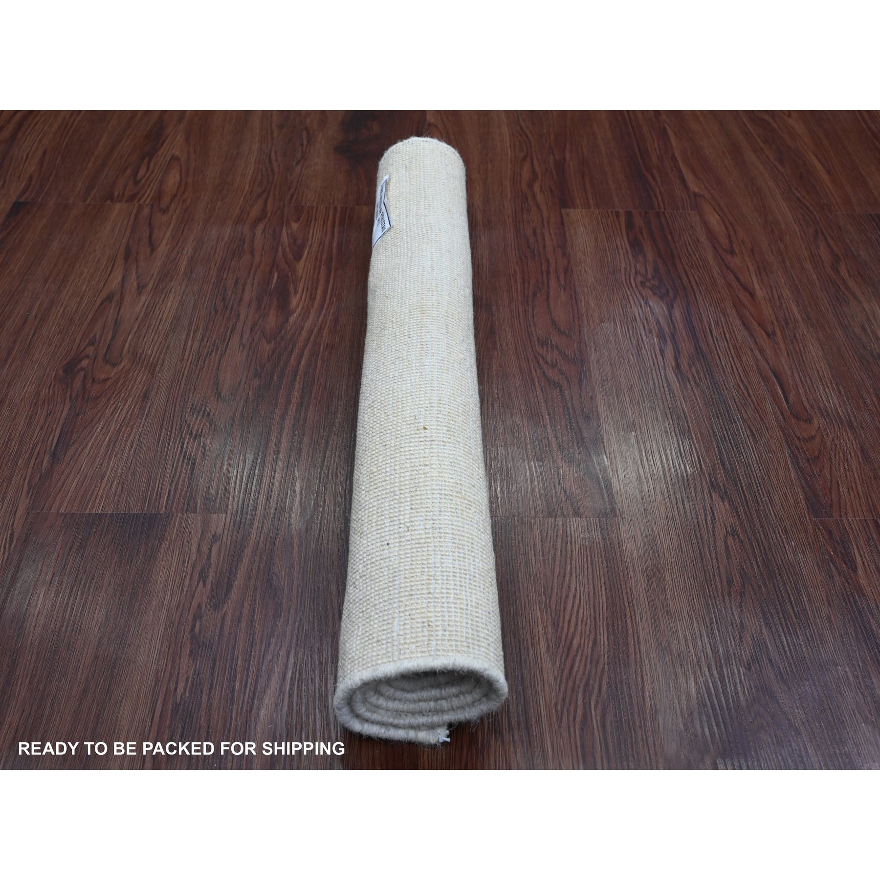 2'x3' Pearl White, Hand Knotted, Plain Solid Pattern, Hand Spun Ghazni Wool, Lush and Plush, Mat, Oriental Rug Sh20827