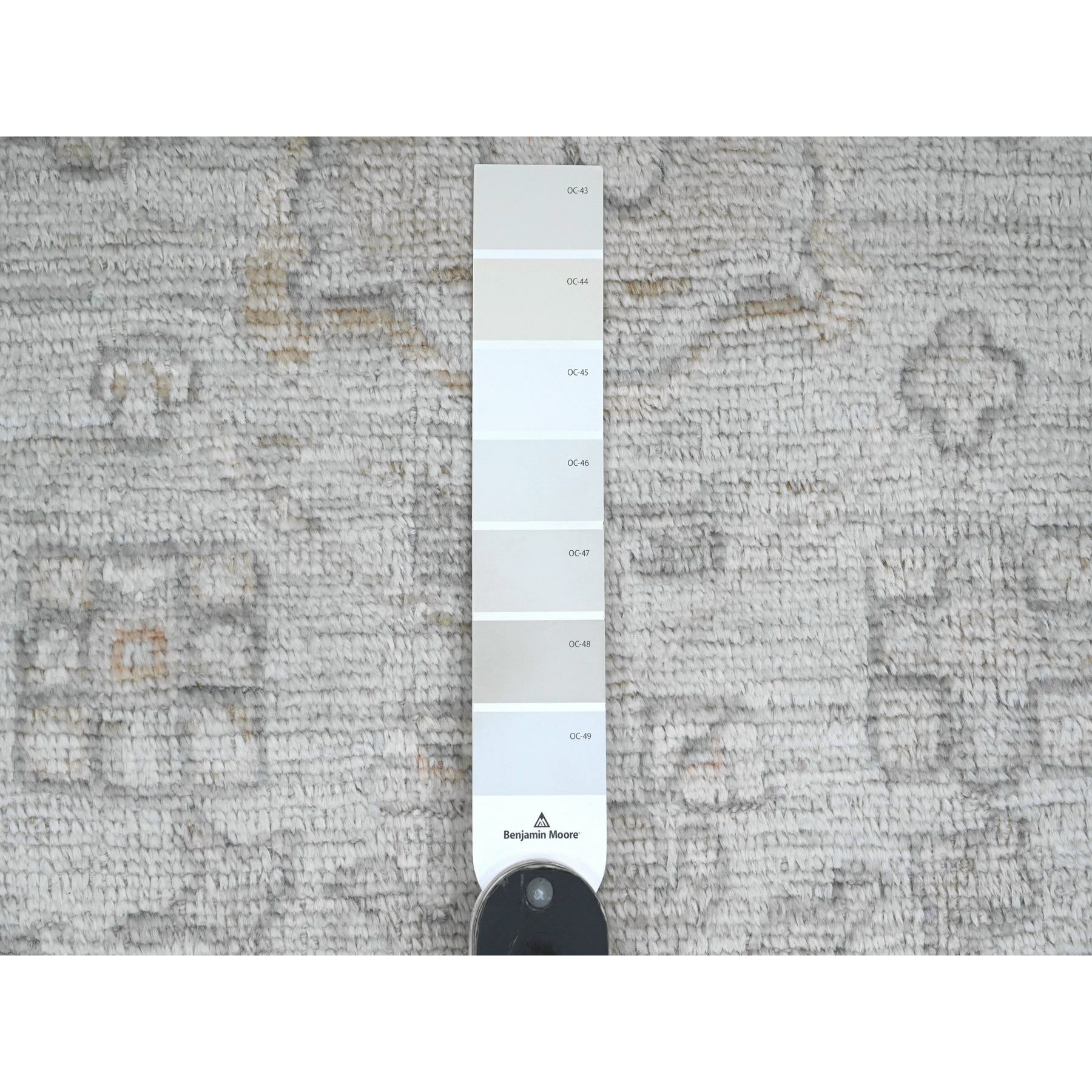 8'x9'10" Cloud Gray, Hand Knotted, Afghan Angora Oushak with All Over Leaf Pattern, Vegetable Dyes, Pure Wool, Oriental Rug Sh20840