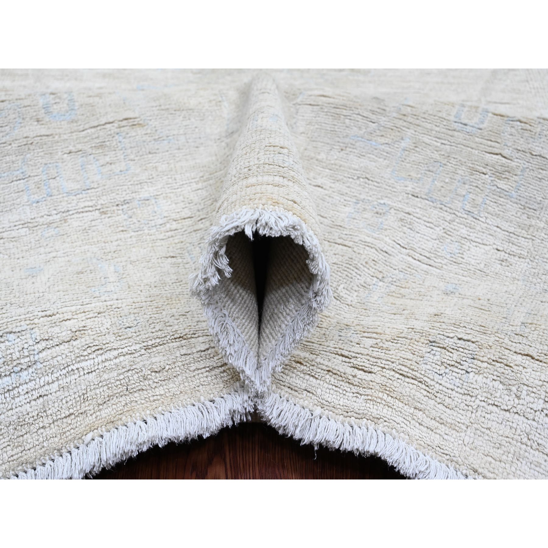 15'3"x19'2" Alabaster White, Washed Out Peshawar with Faded Out Leaf Design, Hand Knotted, Natural Dyes, 100% Wool, Oversized, Oriental Rug Sh20859