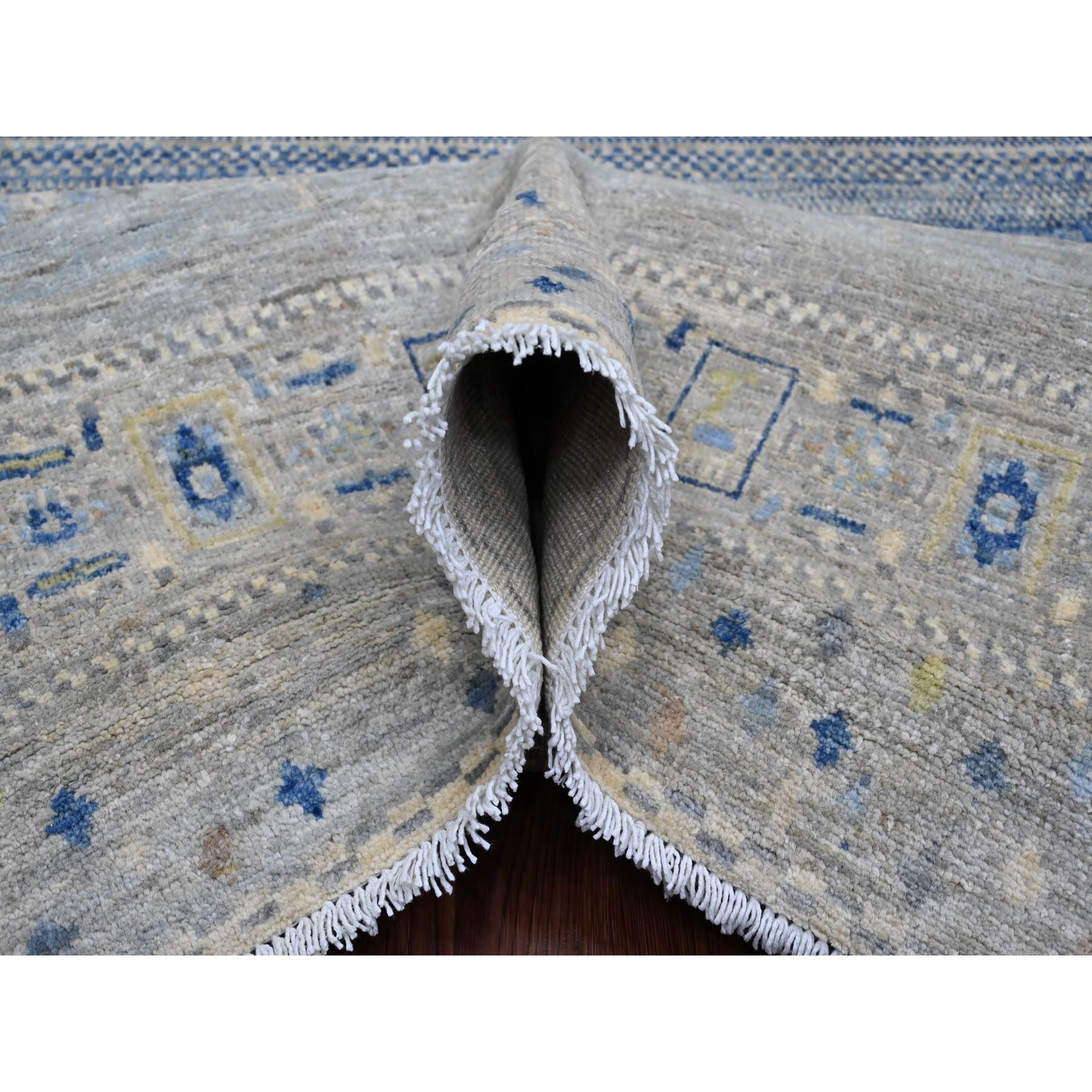8'x8' Spanish Gray, Hand Knotted, Fine Kashkuli Gabbeh with Small Animal Figurines, Soft Wool, Vegetable Dyes, Square, Oriental Rug Sh20915