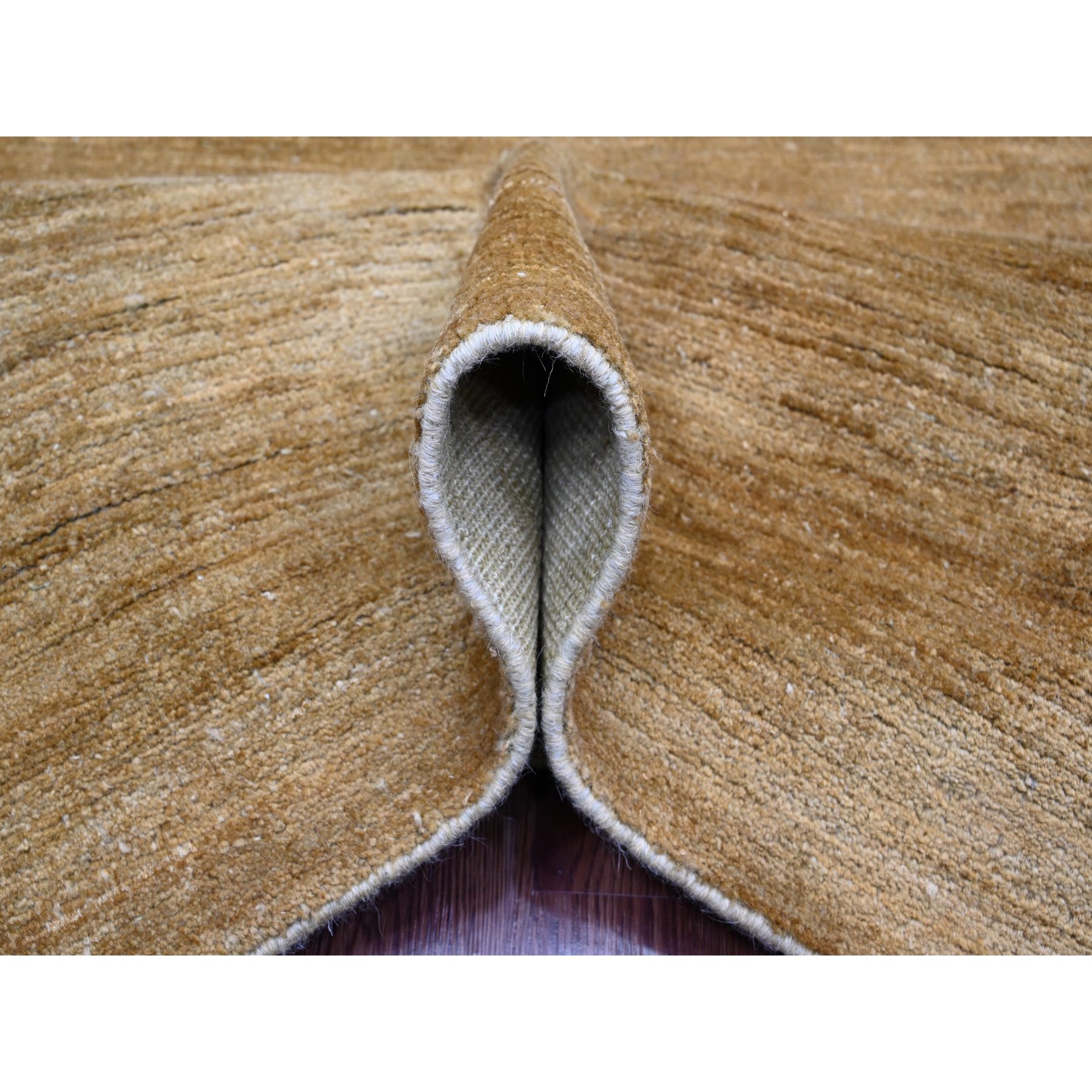 8'x9'9" Honey Brown, Plain Solid Pattern, Hand Knotted, Hand Spun Ghazni Wool, Lush and Plush, Oriental Rug Sh20956