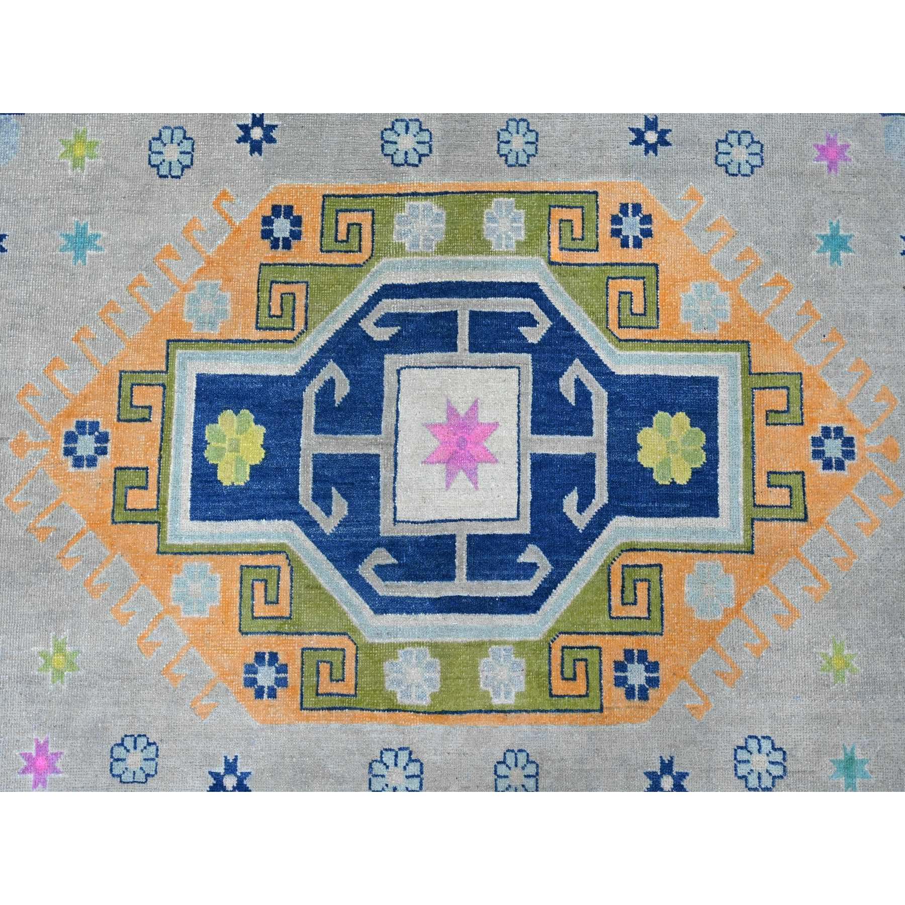 9'7"x13'4" Cloud Gray, Colorful Fusion Kazak, Caucasian Design with Geometric Medallions, 100% Wool, Hand Knotted, Oriental Rug Sh20974