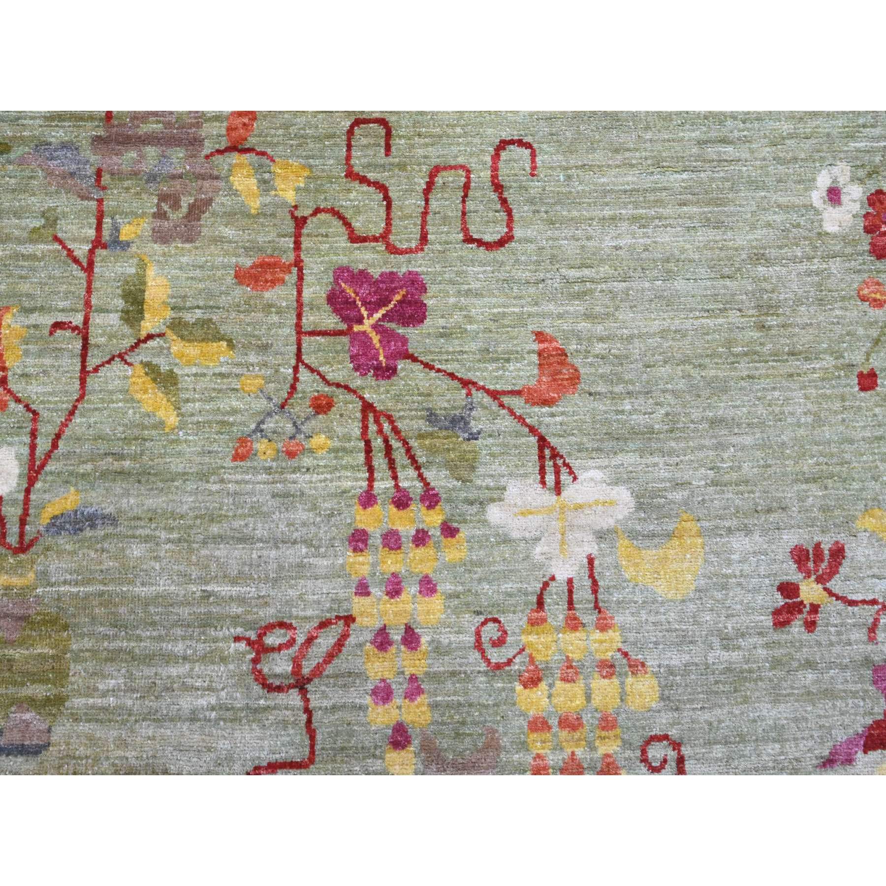8'3"x10' Laurel Green, Chinese Art Deco Inspired Peshawar, Vegetable Dyes, Hand Knotted, Pure Wool, Oriental Rug Sh21005