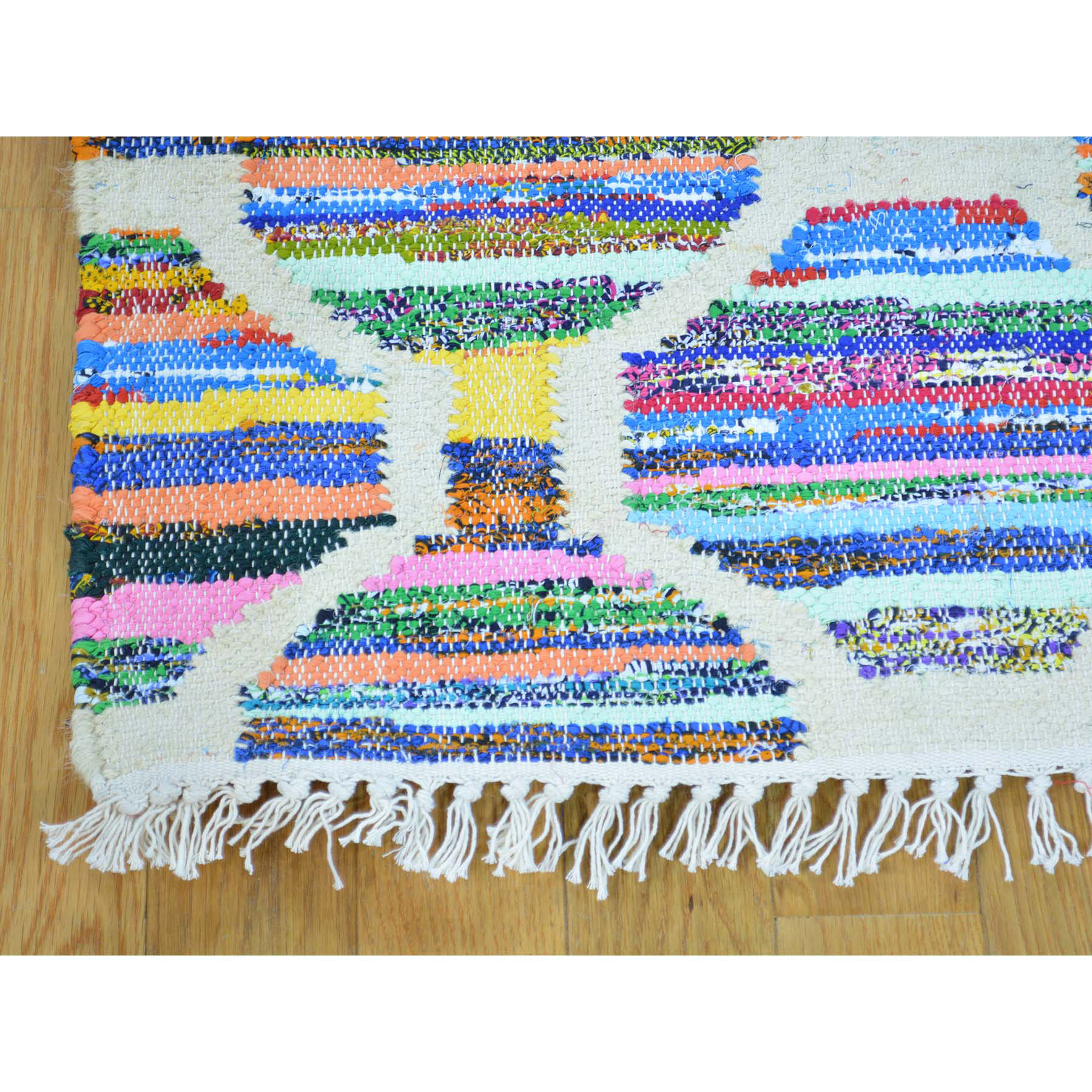 5-x7- Geometric Flat Weave Kilim Cotton And Sari Silk Hand Woven Rug 