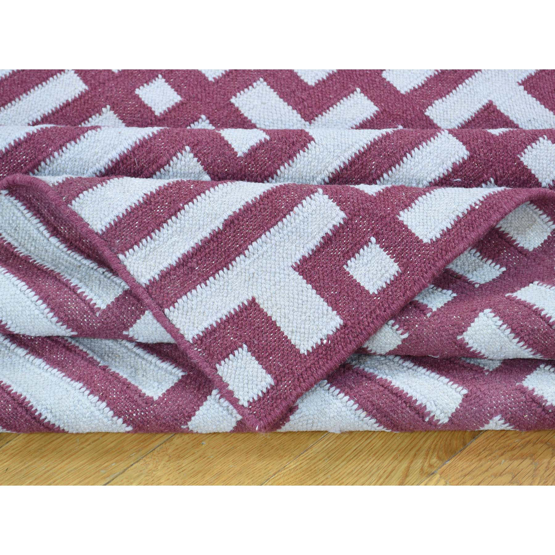 5-3 x7- Hand-Woven Flat Weave Reversible Kilim Ivory Oriental Rug 