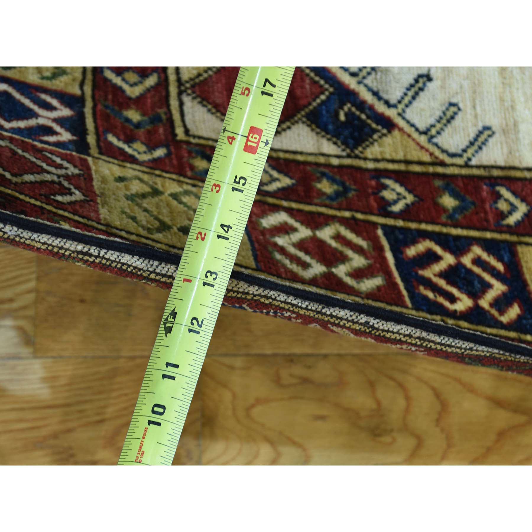 6-x10- On Clearance 100 Percent Wool Hand-Knotted Turkoman Ersari Oriental Rug 
