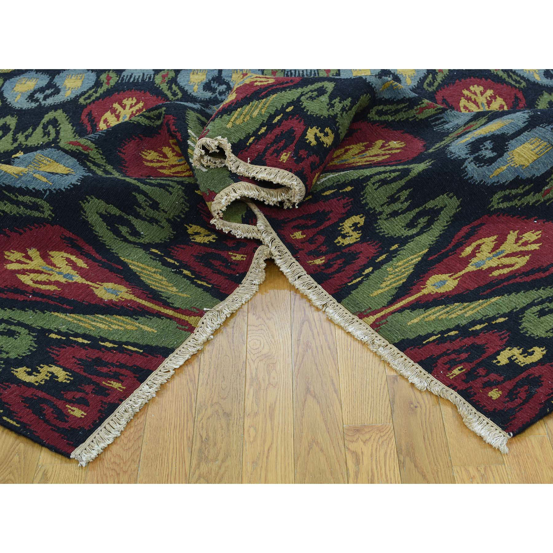 8-10 x11-10  On Clearance Ikat Design Soumak Double Weft Hand-Woven Oriental Rug 
