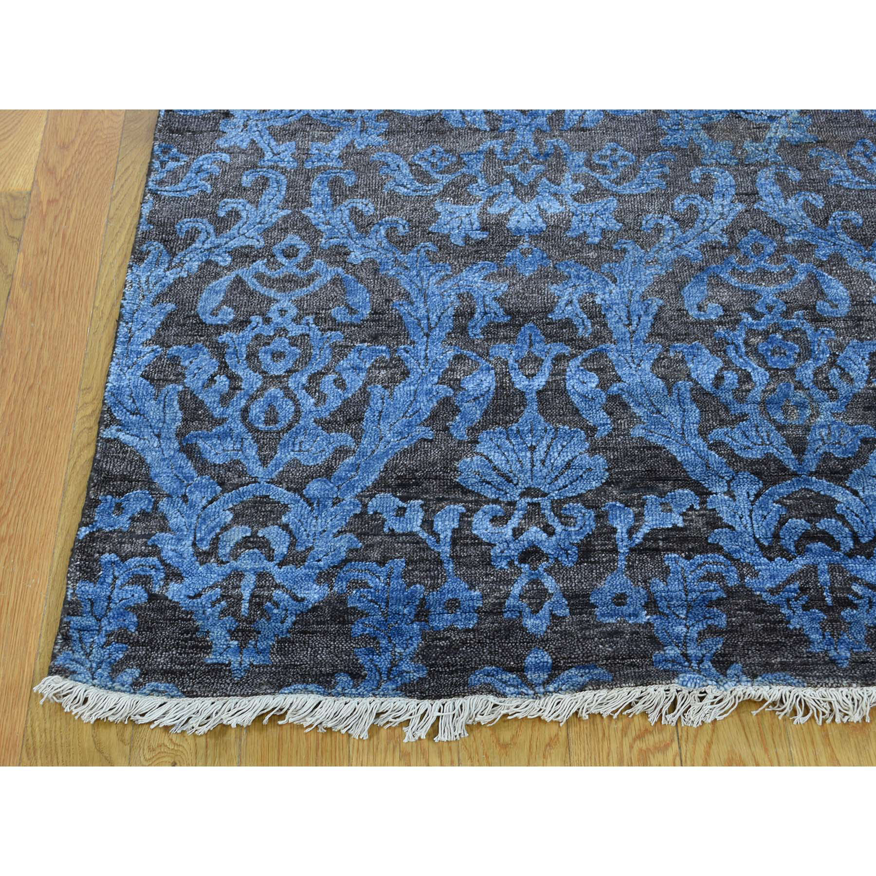 10-x13-10  Hand-Knotted Damask Design Wool and Silk Hi and Lo Pile Rug 