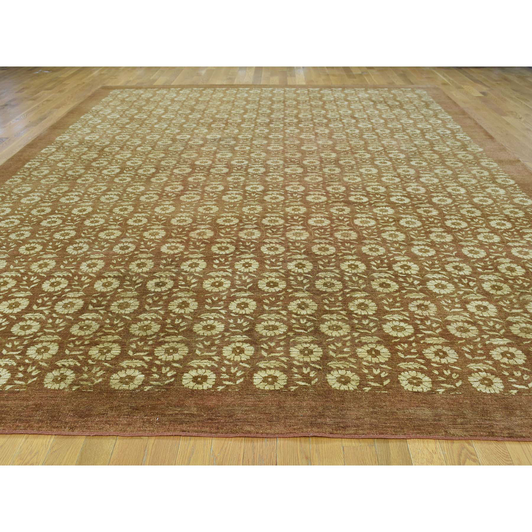 10-x13-10  Hand Knotted Agra With Rosette Design Pure Wool Oriental Rug 