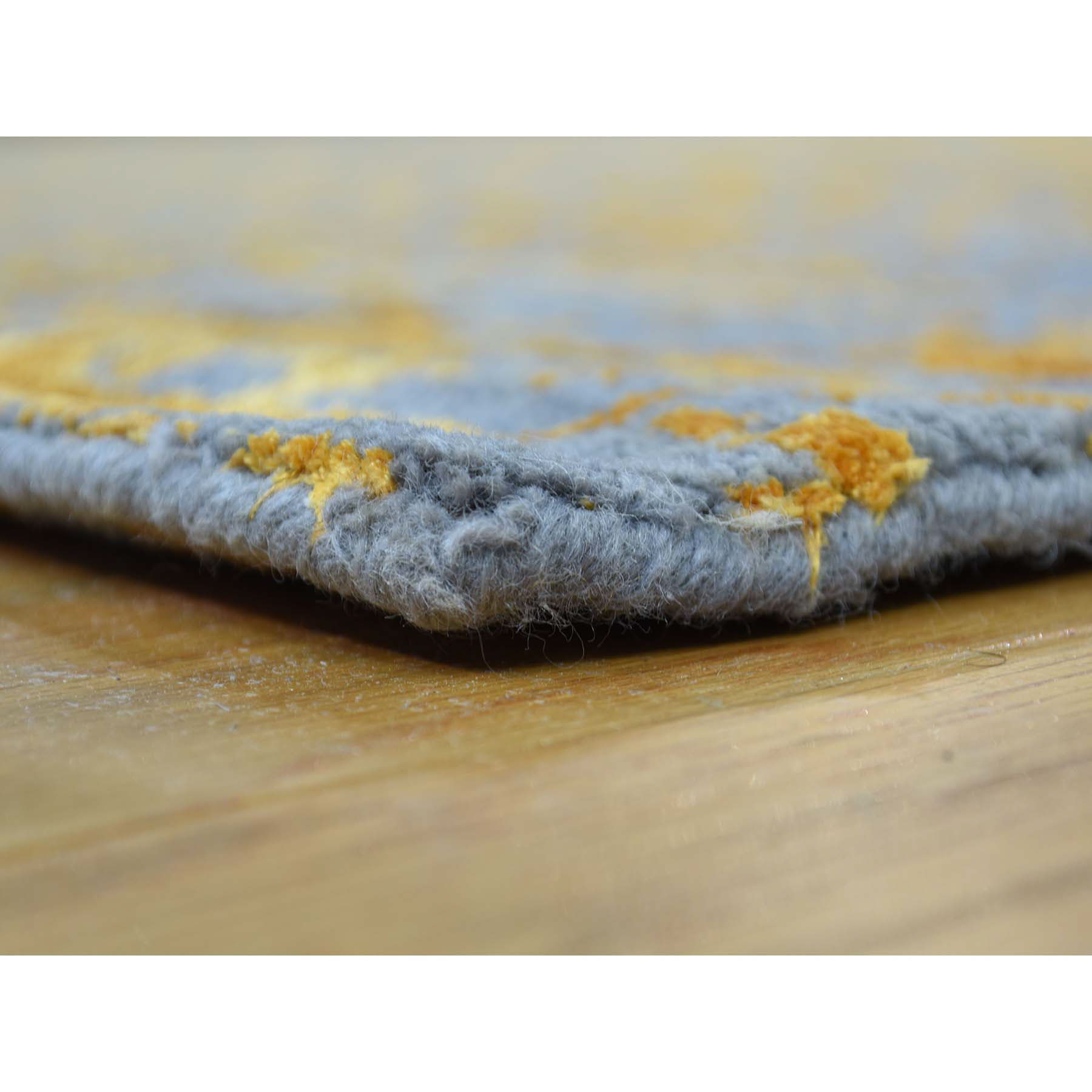 7-9 x10-2  Hand-Loomed Orange Broken Design Wool and Silk Rug 